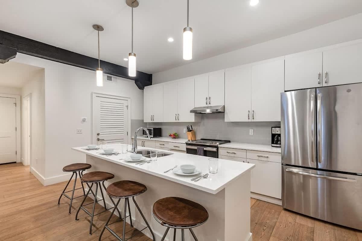 The Saddlery - Spotlight - 2 Min Walk To Broadway Holiday home