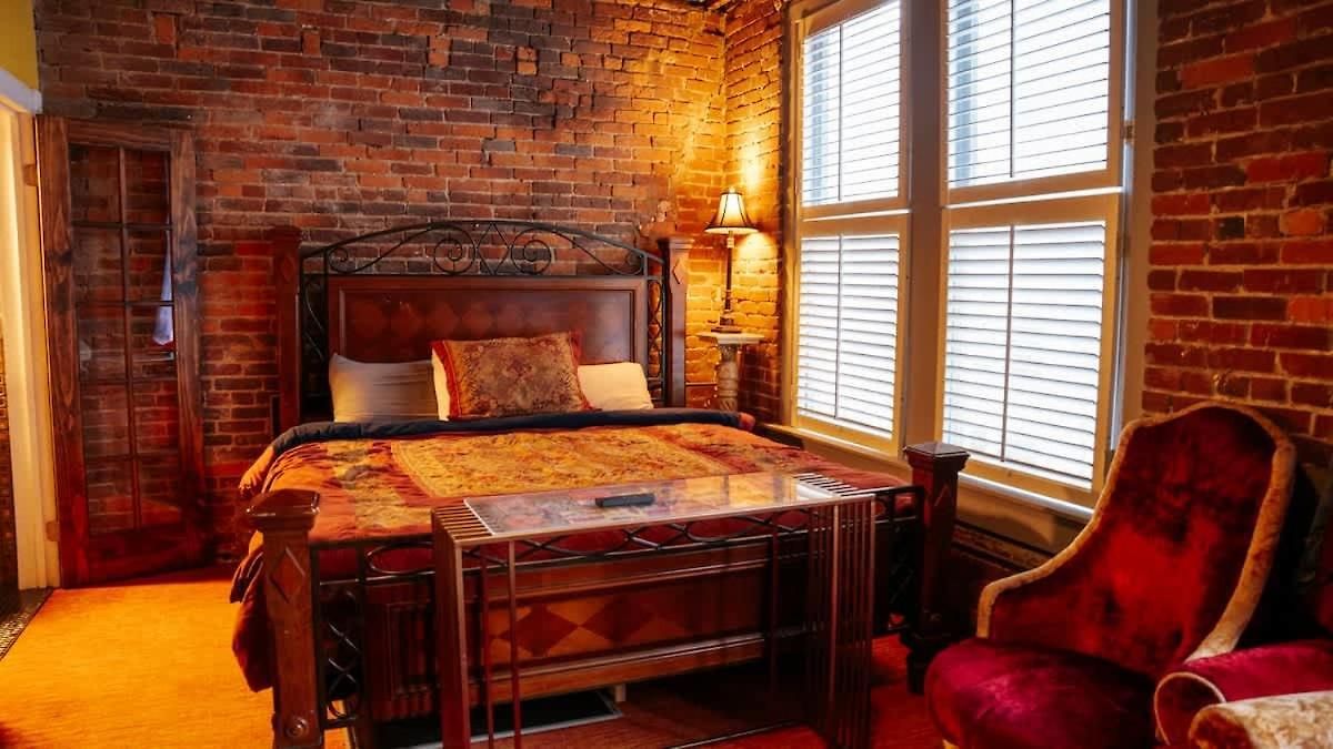 Printers Alley Downtown Mansion Holiday home