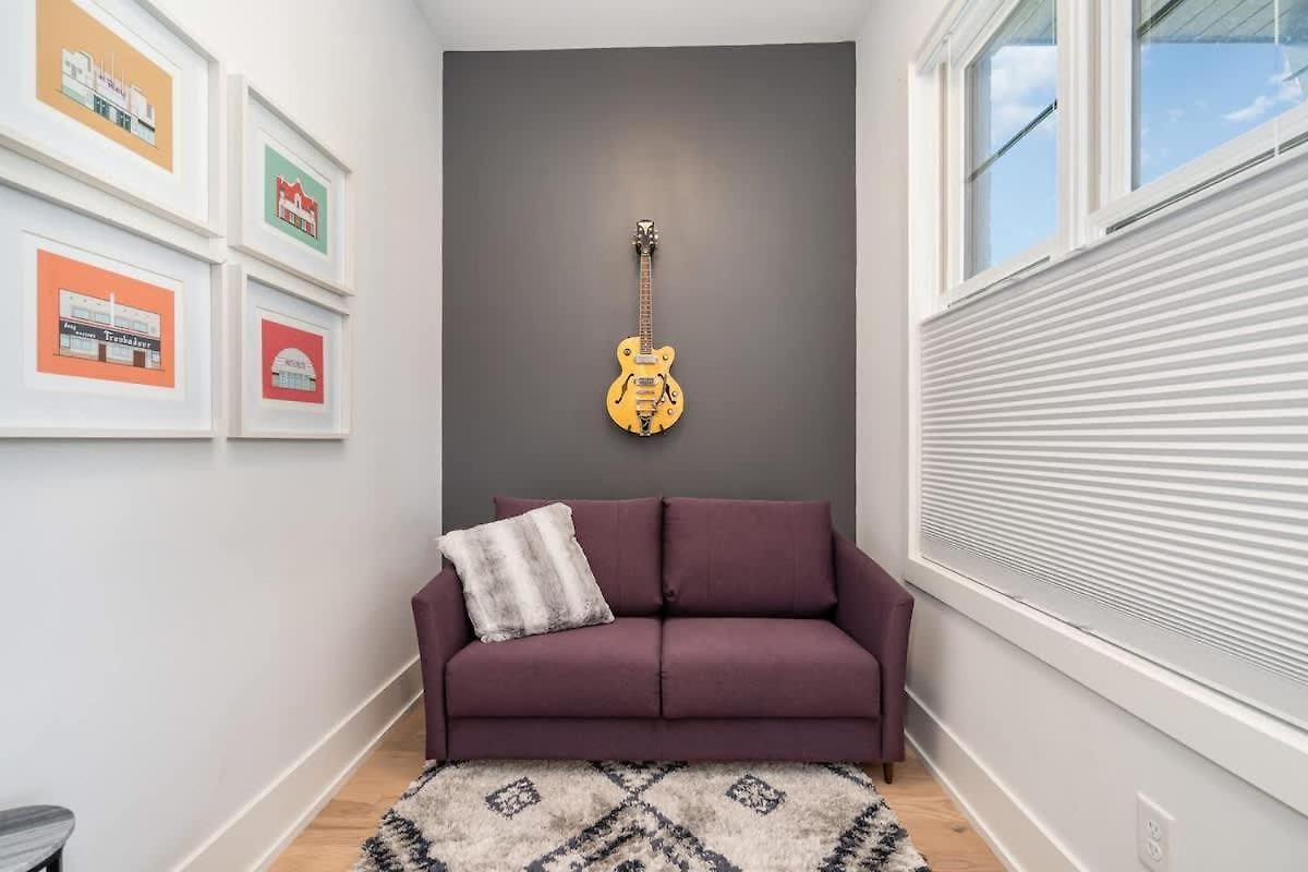 The Acklen-private Balcony-4 Mins To Broadway Holiday home Nashville