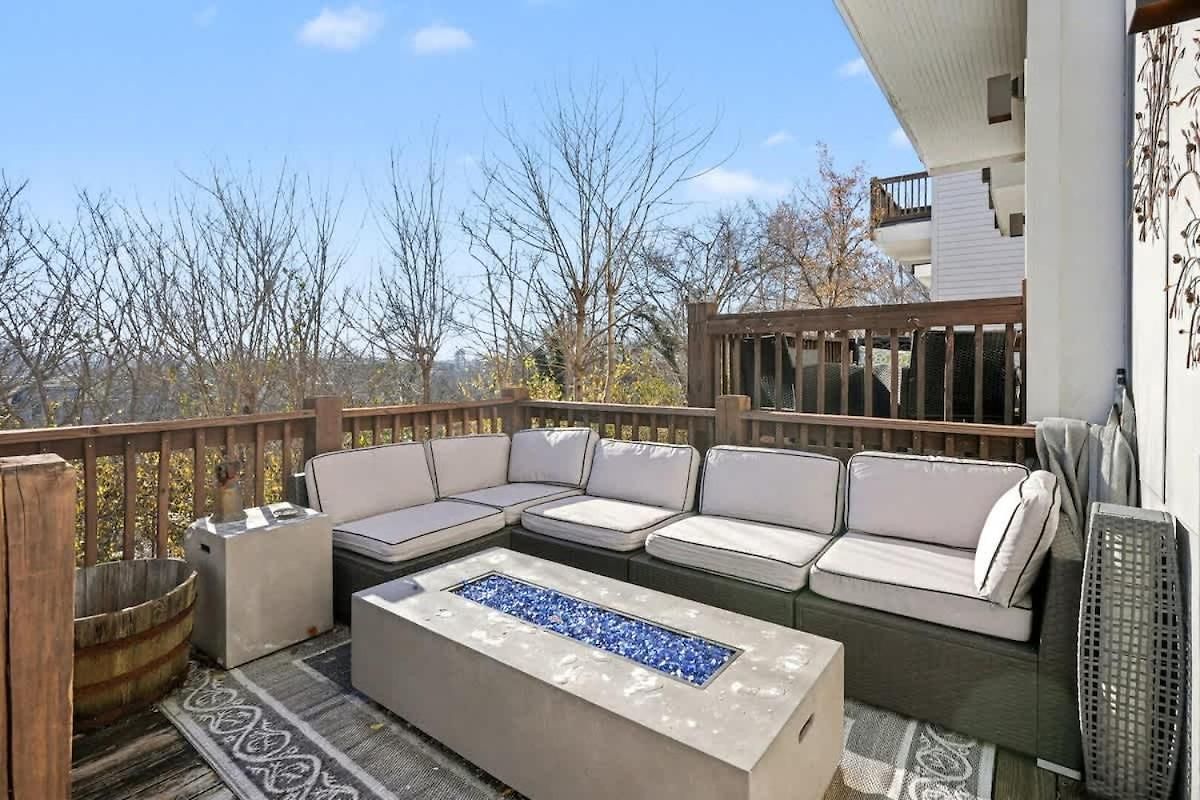 Skyline View-patio & Fire Pit-mins To Germantown Nashville