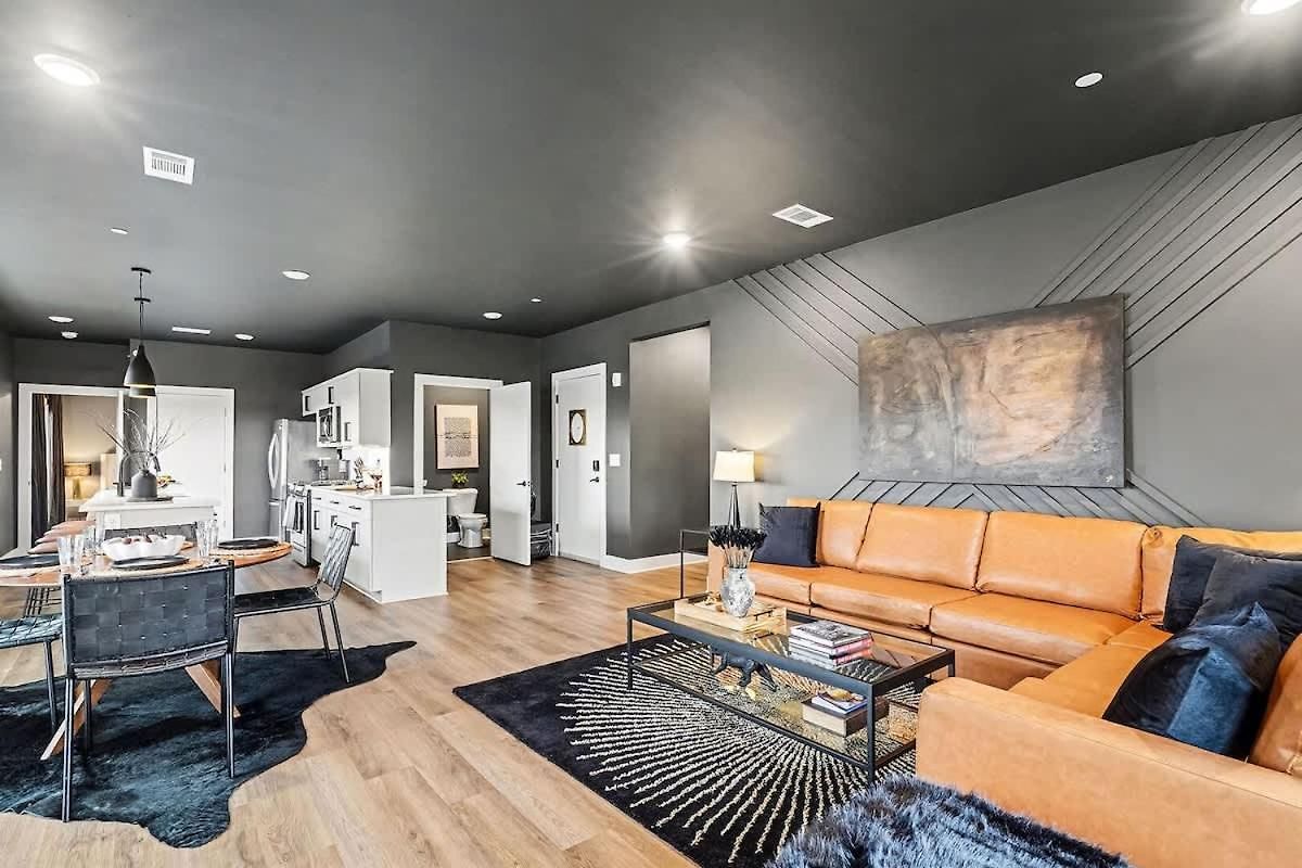 Sunset-expansive Patio & Hot Tub-mins To Broadway