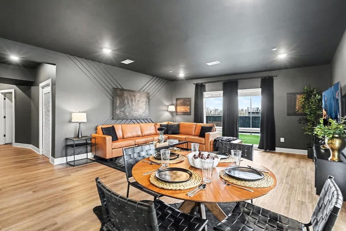 Sunset-expansive Patio & Hot Tub-mins To Broadway Holiday home