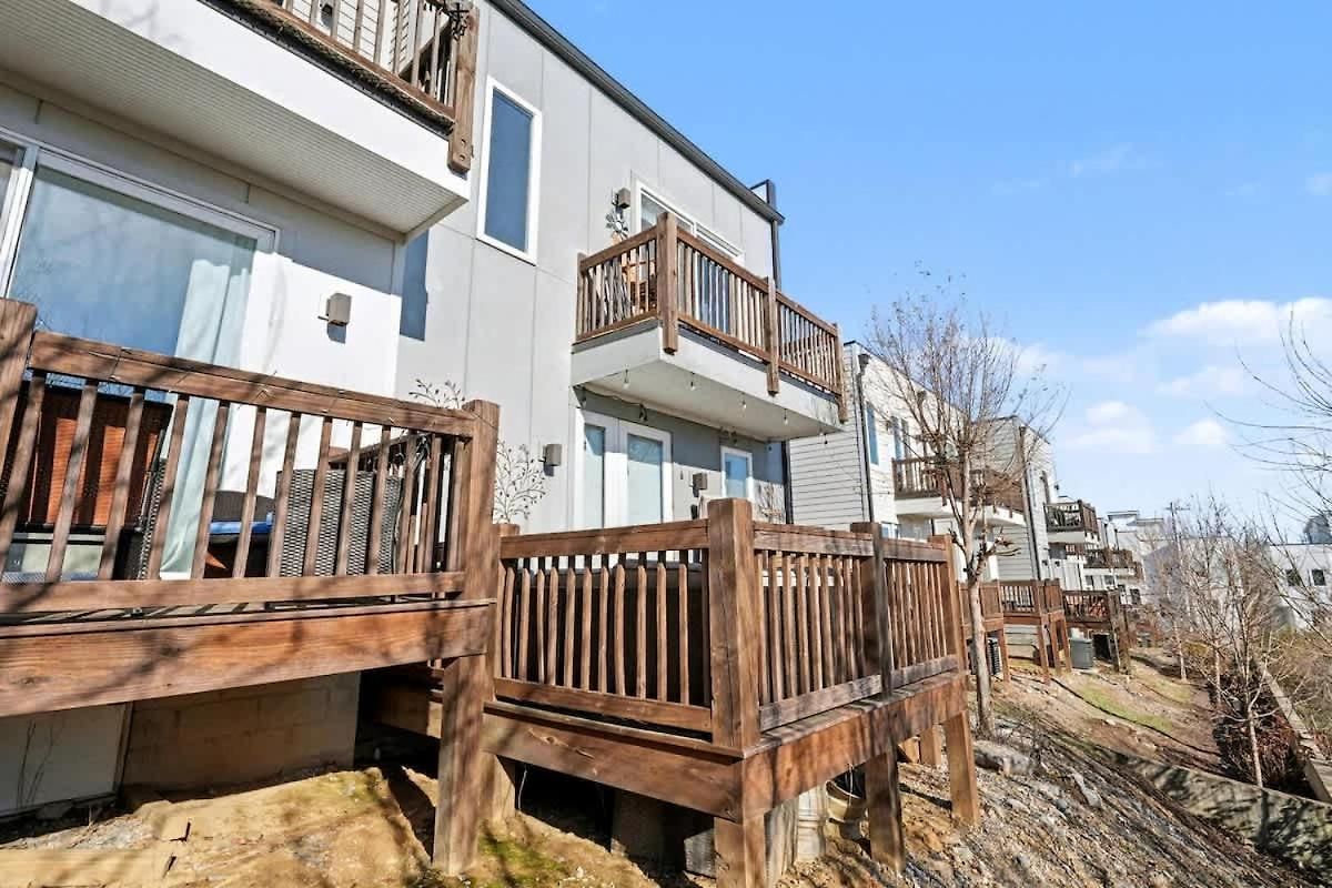 Skyline View-patio & Fire Pit-mins To Germantown Holiday home *
