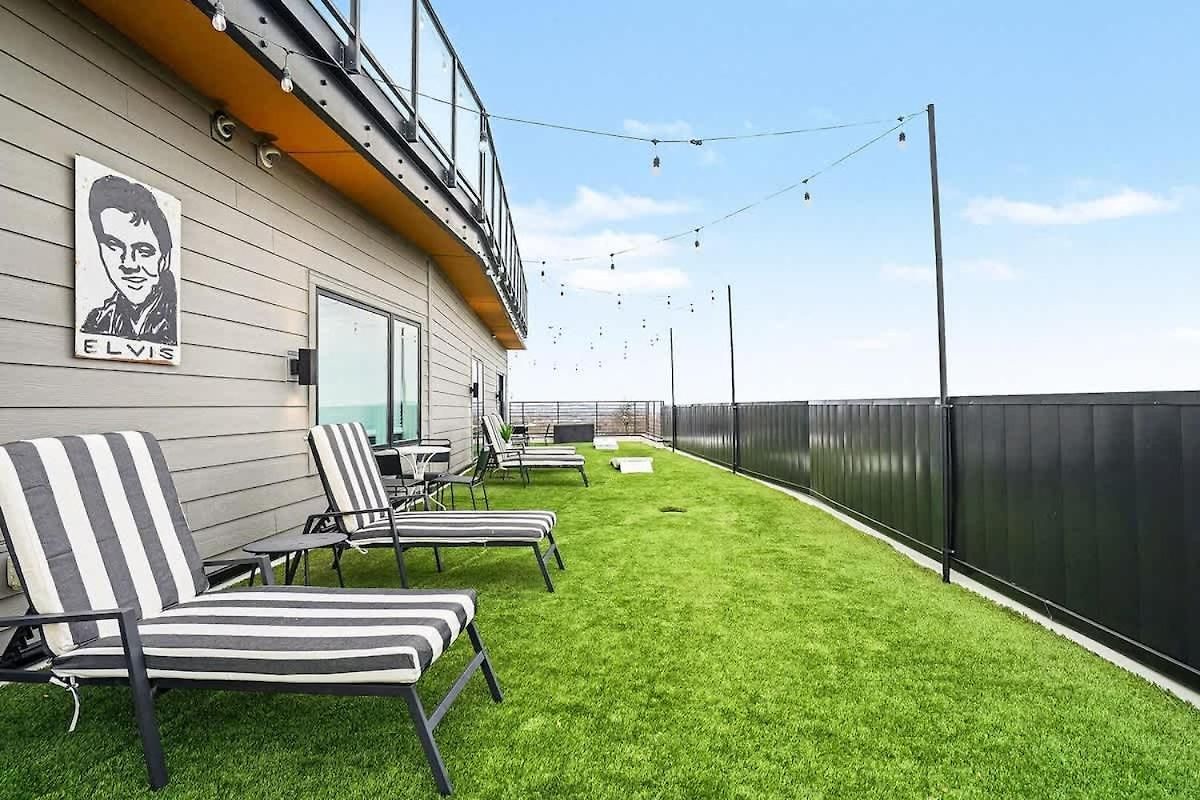 Sunset-expansive Patio & Hot Tub-mins To Broadway Holiday home Nashville
