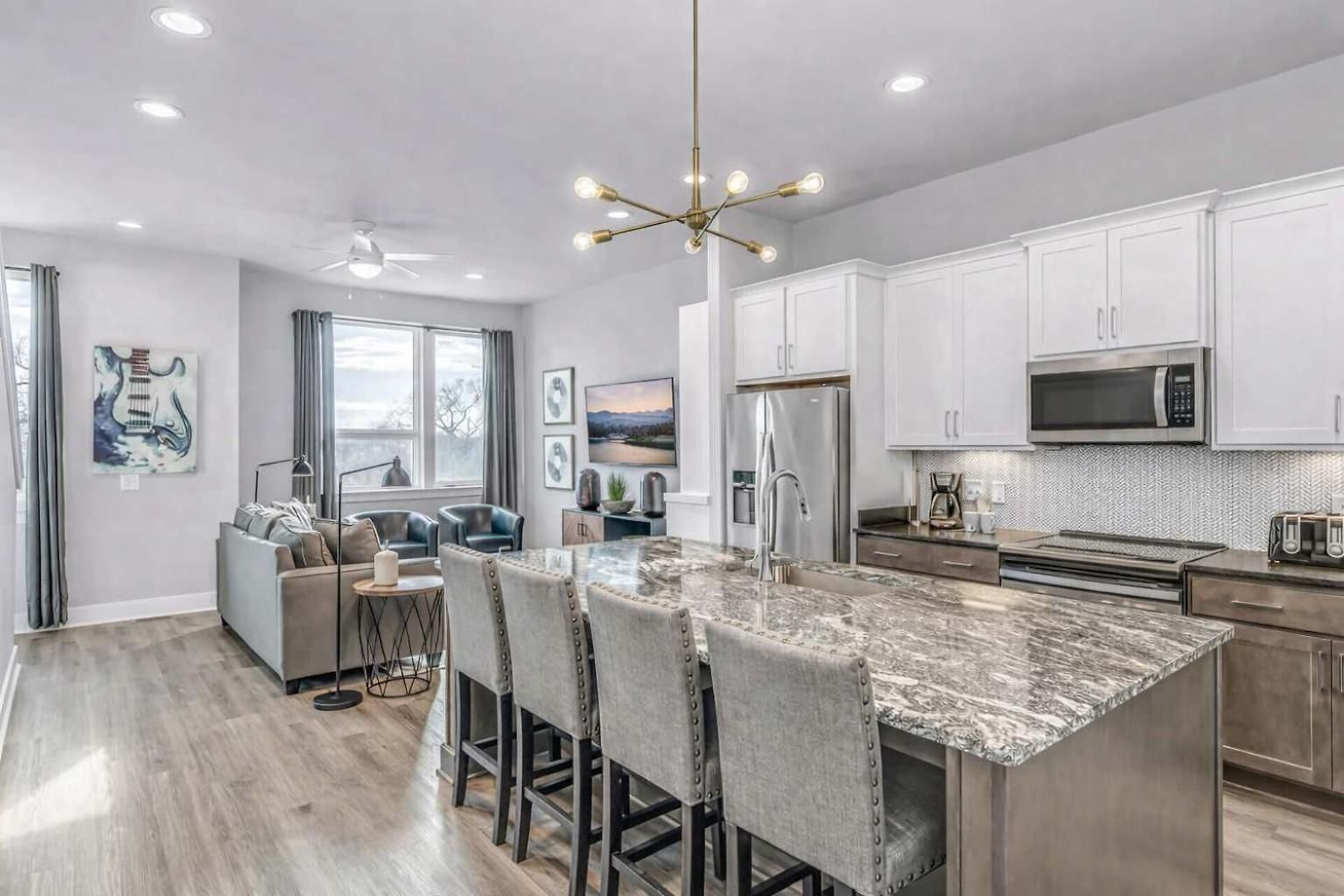 2 Townhomes - Sleeps 24-rooftop Patios Nashville