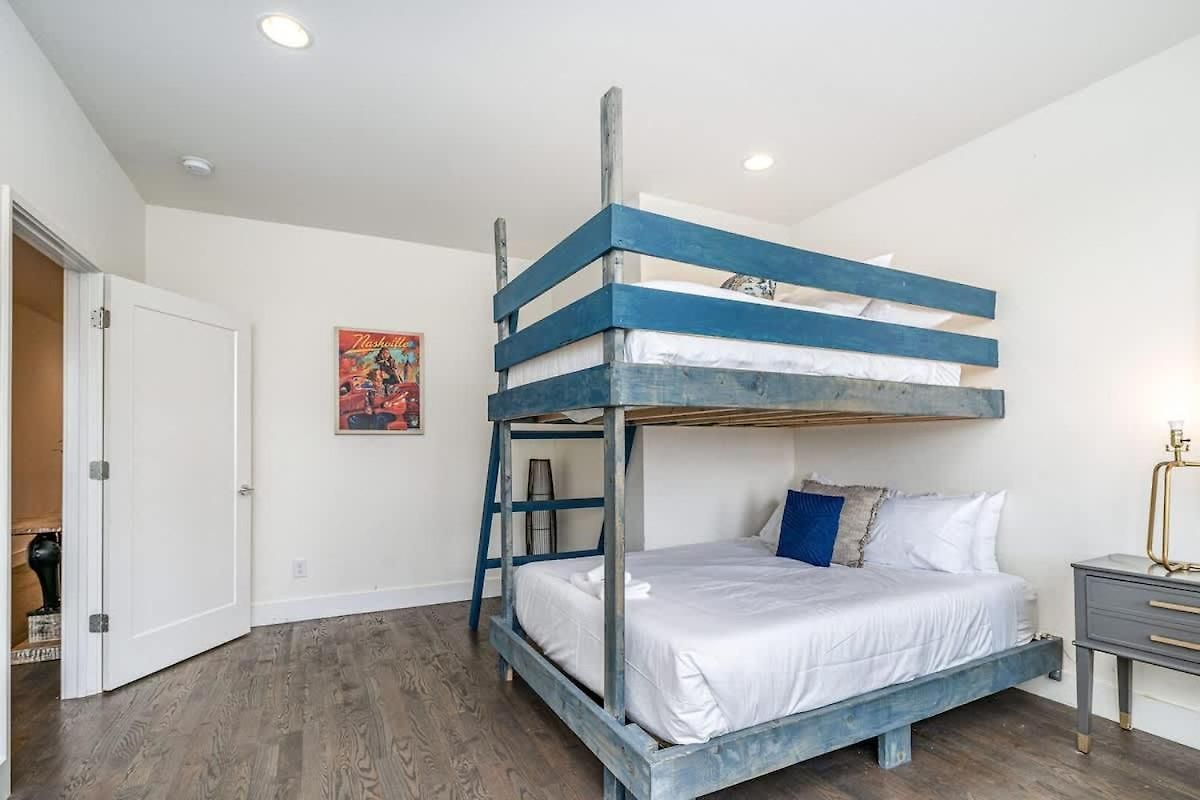 Holiday home Riff & Rest - 2 Stylish Homes - Mins To Germantown *