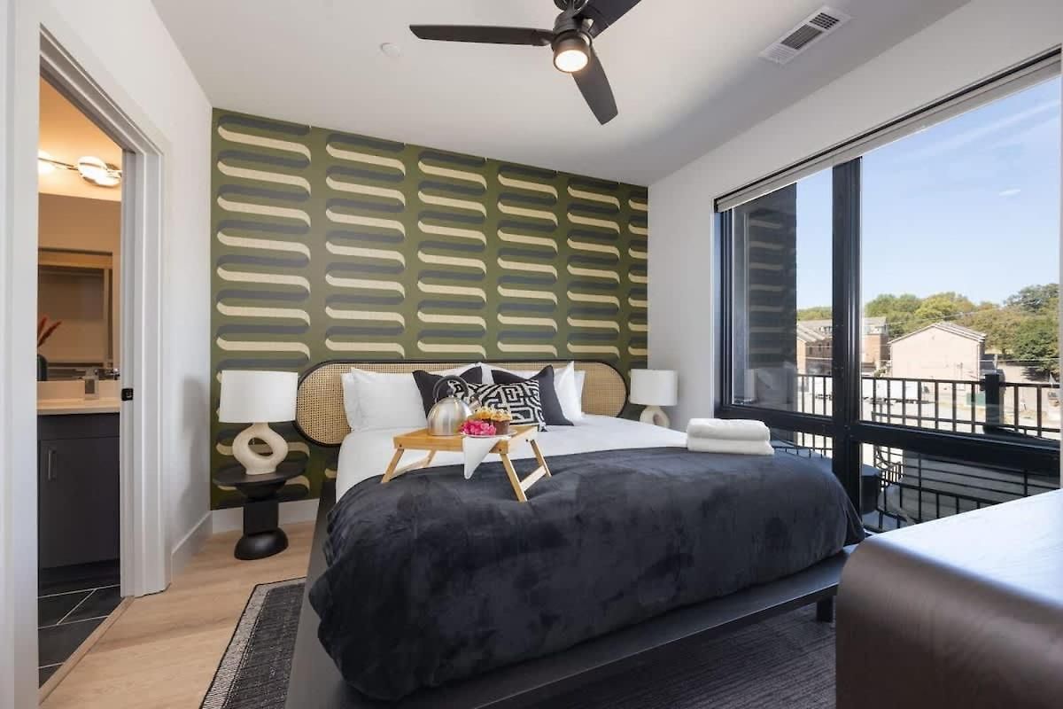 Gaia - Odyssey - 4 Units - Heart Of Midtown *