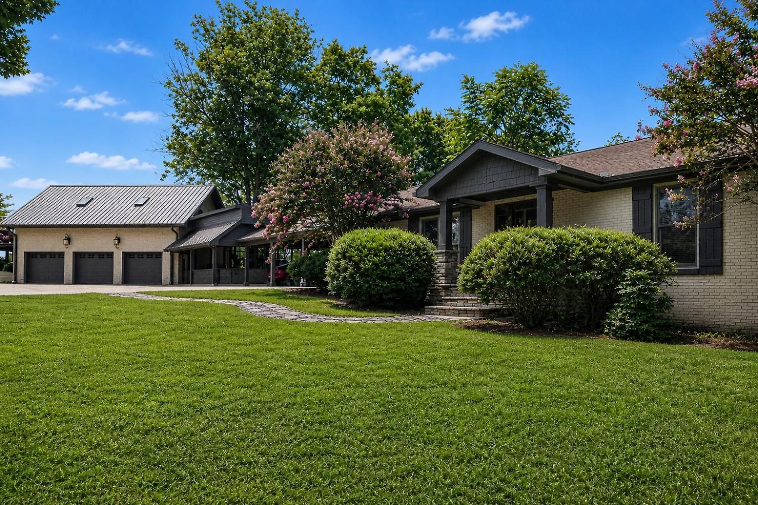 Copperline Ranch 60 Acre Estate Former Kenny Rogers Holiday home Nashville