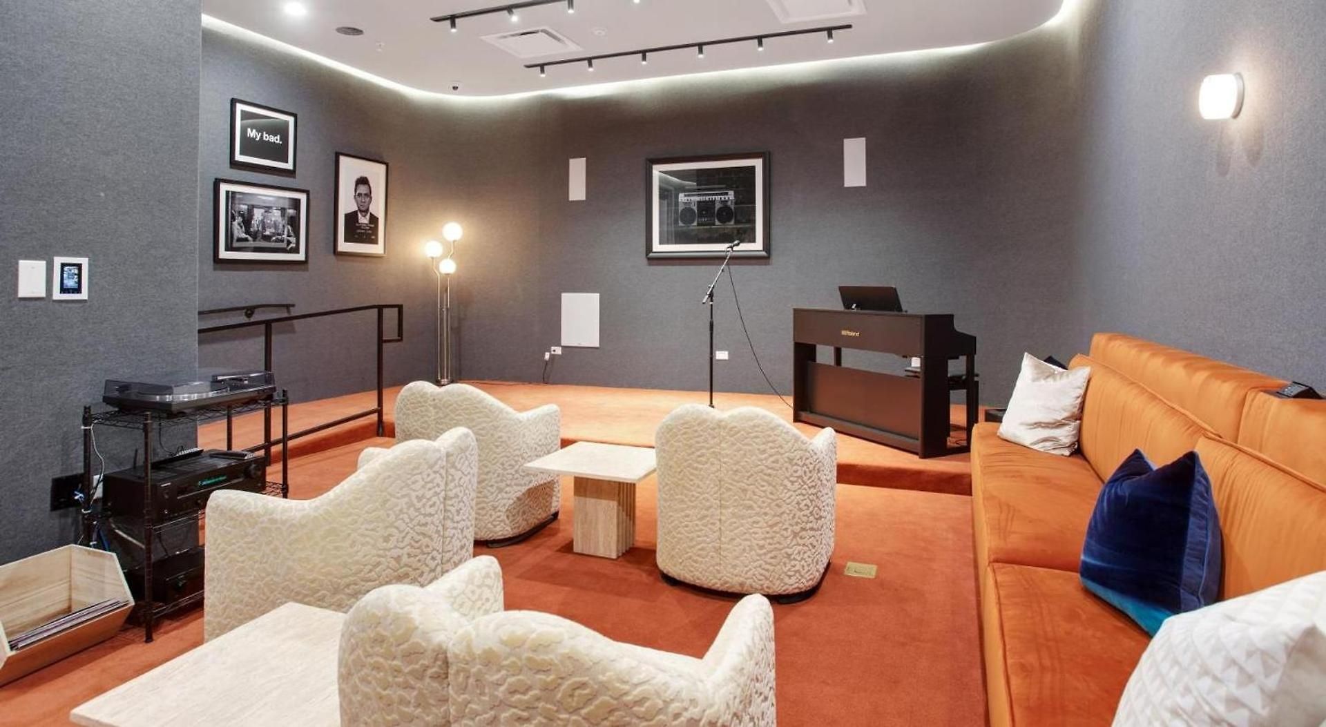Landing Amazing 2bd Pool Rooftop Lounge Apartment Nashville