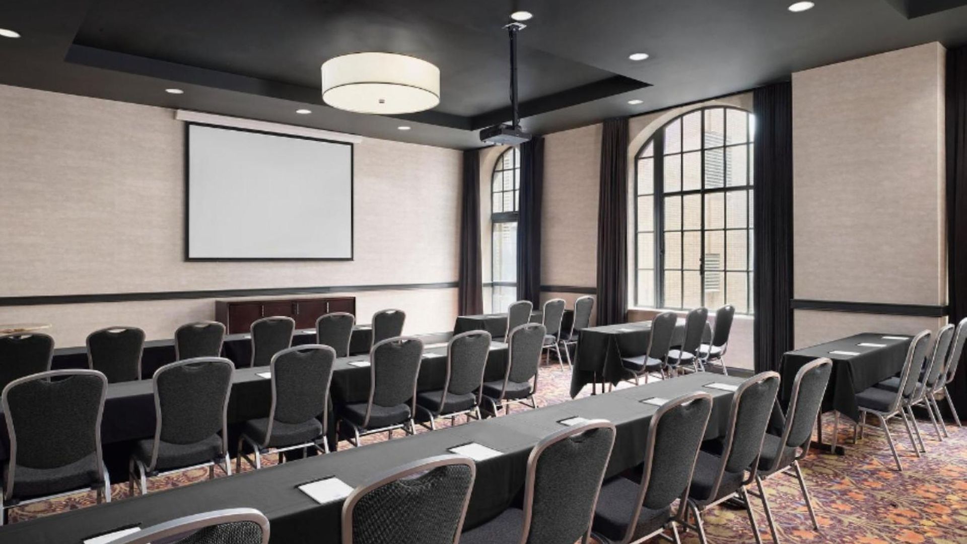 The Countrypolitan - Indigo 3* Nashville