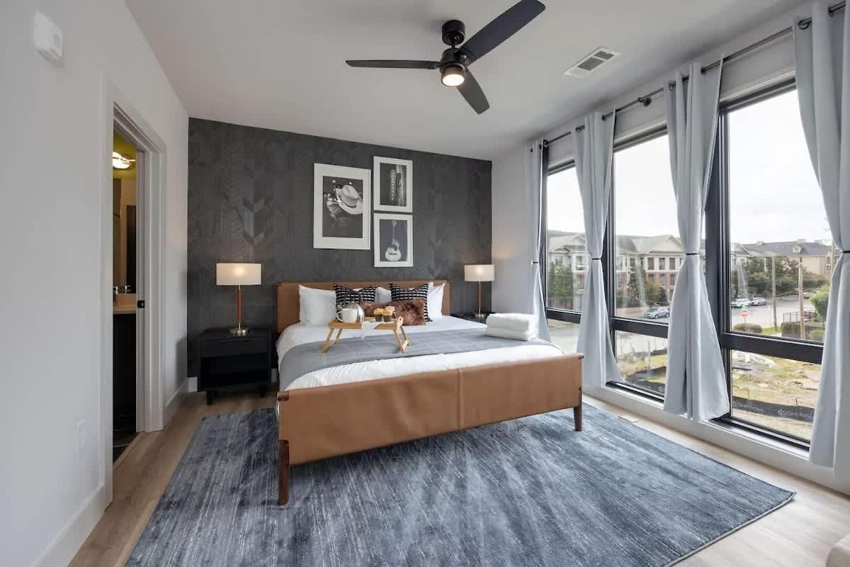 Symphony - Odyssey - Mins To Broadway - Pool & Gym * Nashville