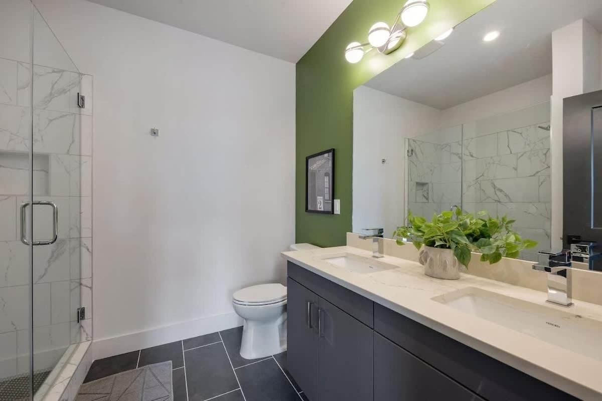 Symphony - Odyssey - Mins To Broadway - Pool & Gym * Nashville
