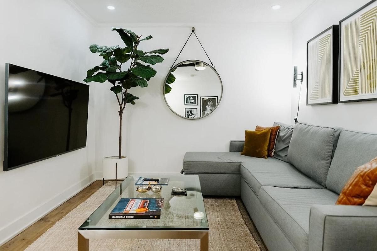 The Vinyl At Music Row - 1 Bedroom Apartment