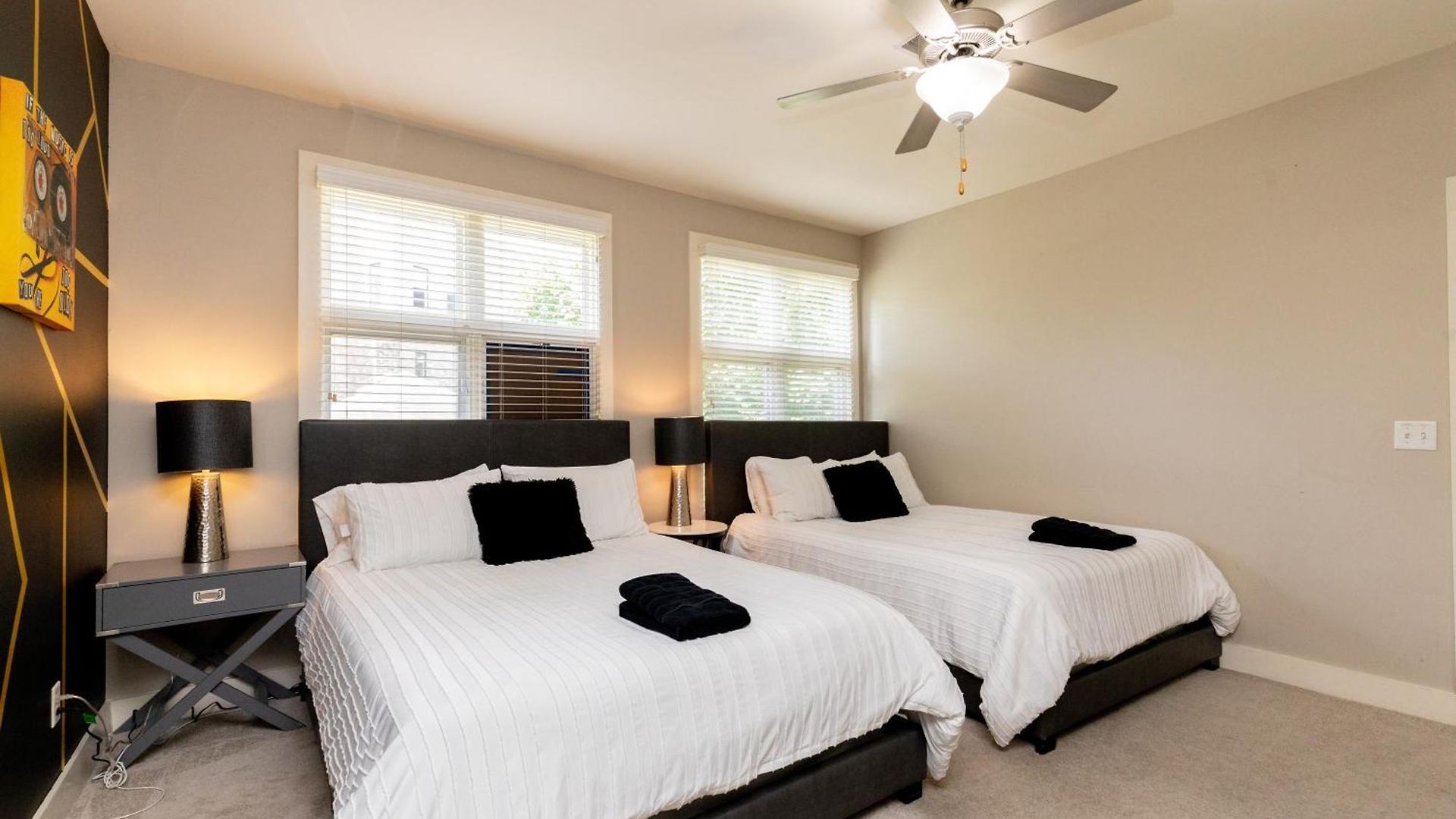 Apartment The Johnny Cash - Music Row District - Free Garage Parking - King Bed *