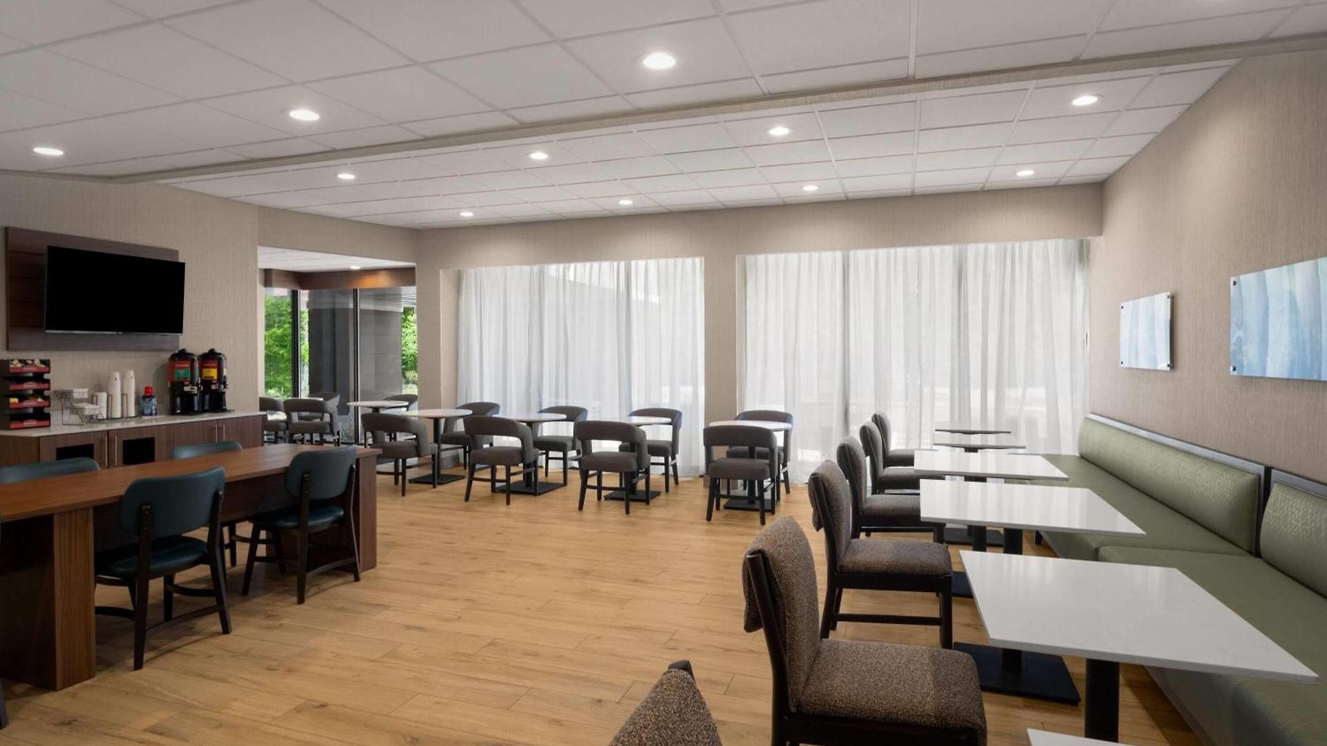 Hotel La Quinta By Wyndham Airport/opryland