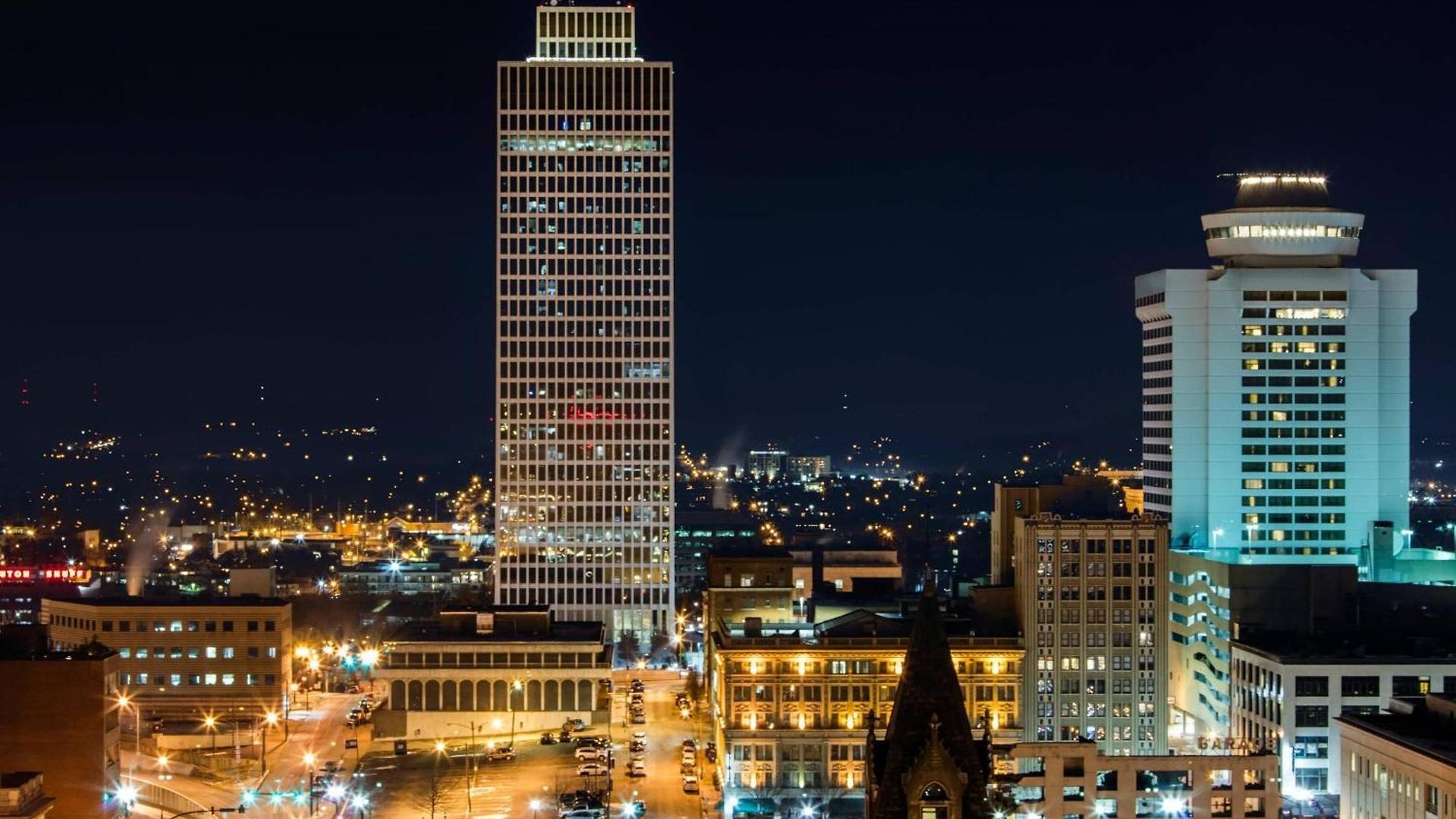 Cambria Downtown 4*