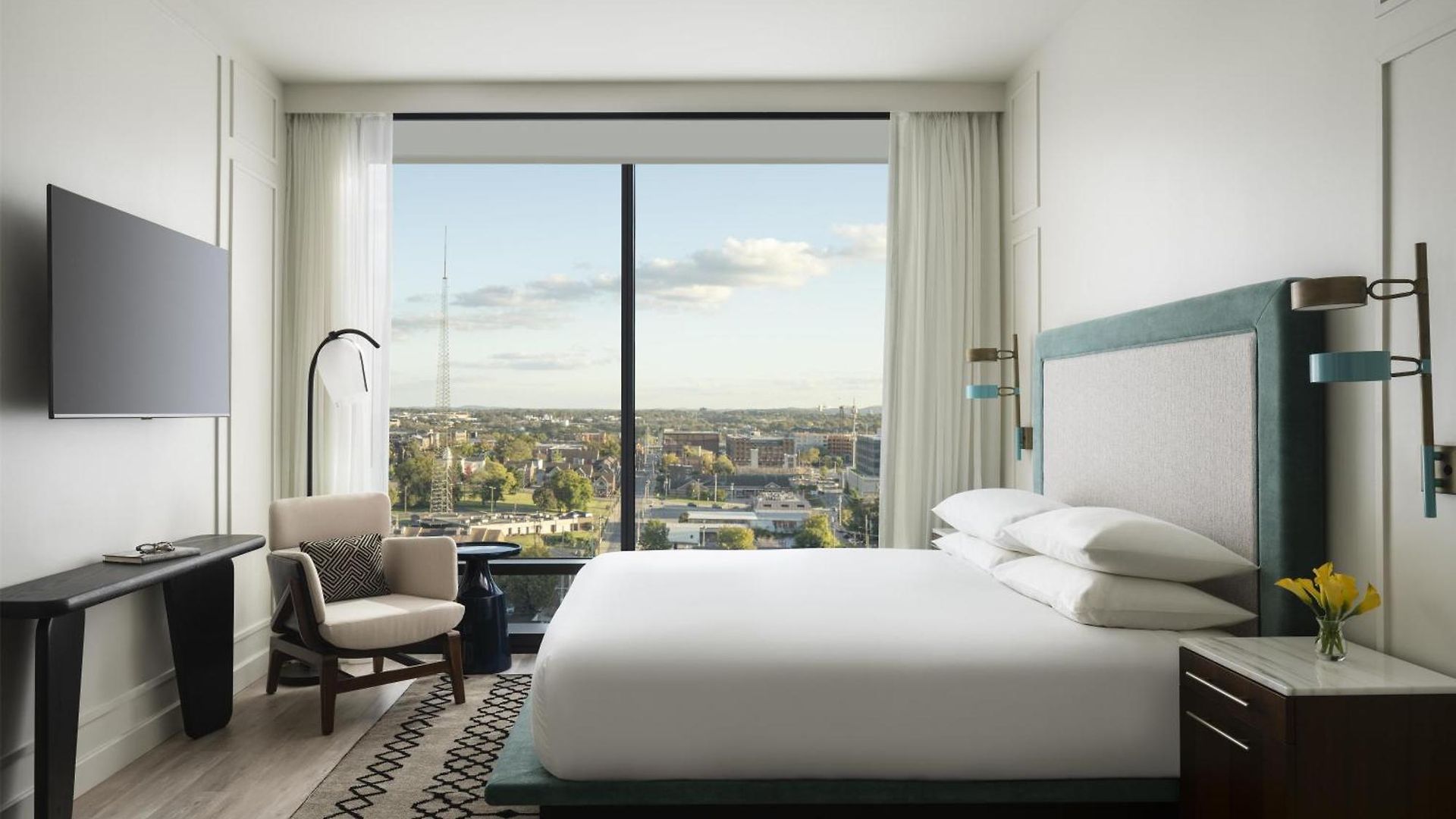 Hotel Hyatt Centric Downtown 4*