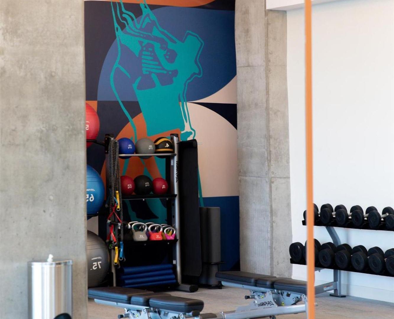 Hyatt Centric Downtown Hotel 4*