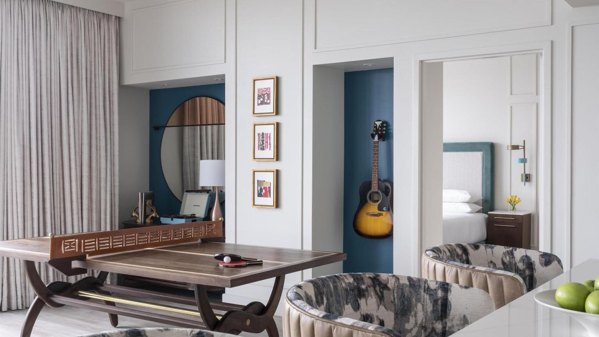 Hyatt Centric Downtown Hotel 4*