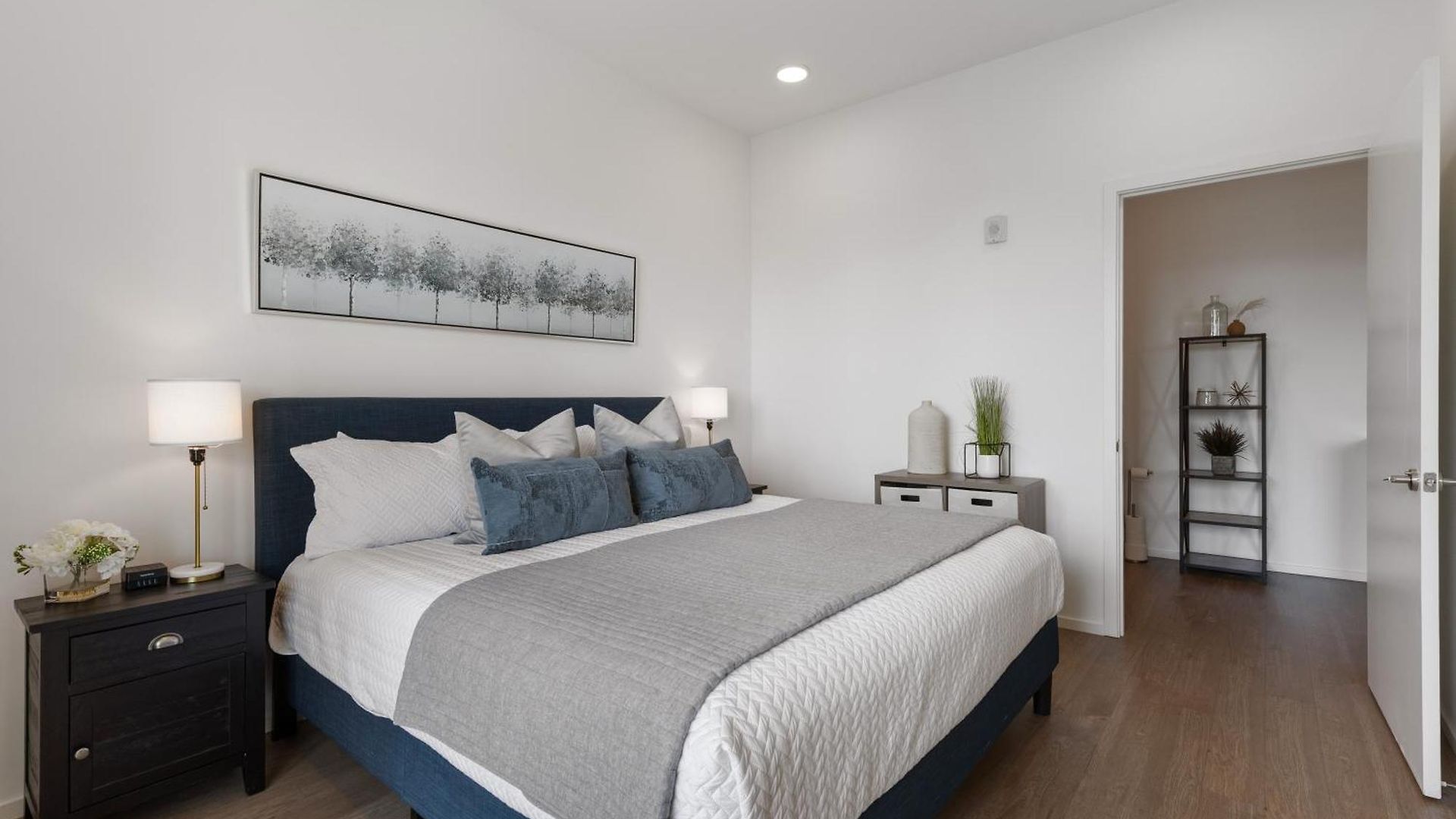 Gulch With Pool Gym Private Patio & Garage Holiday home