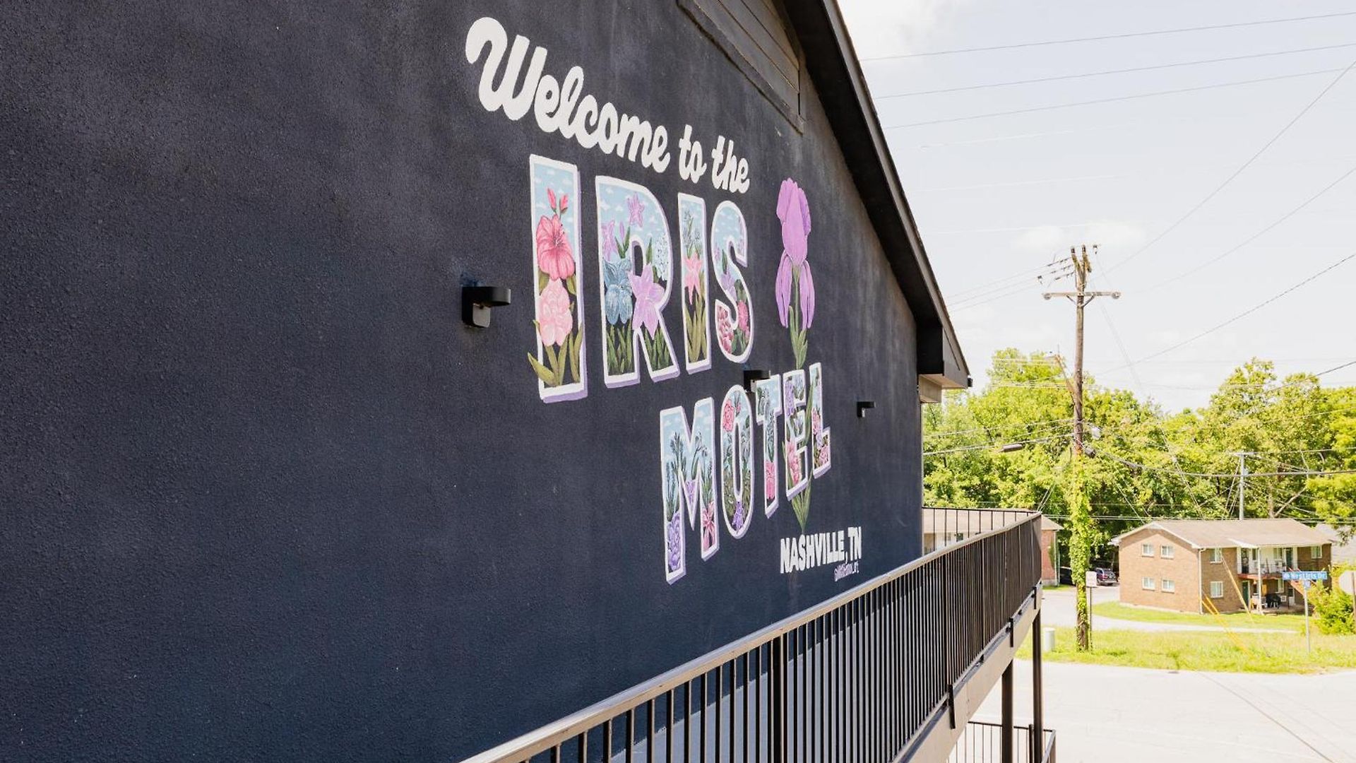 Hotel The Iris