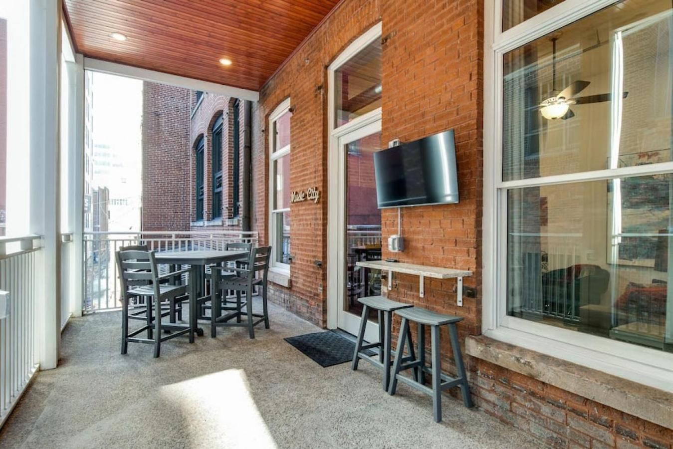 The Majestic Lofts