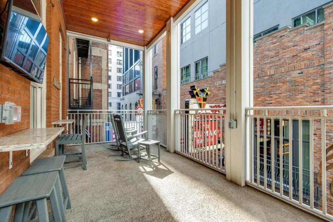 The Majestic Lofts Apartment