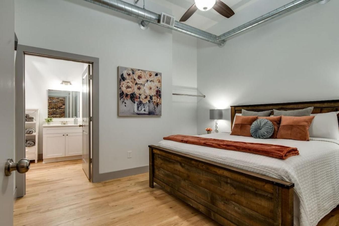 The Majestic Lofts Apartment Nashville
