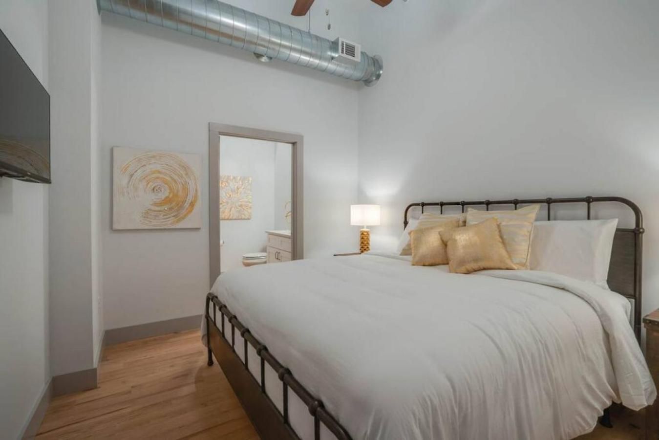 The Majestic Lofts