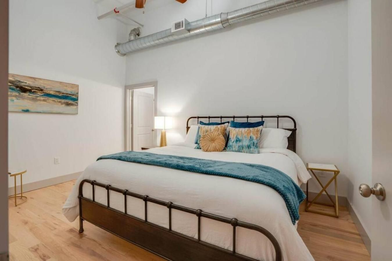 The Majestic Lofts Apartment