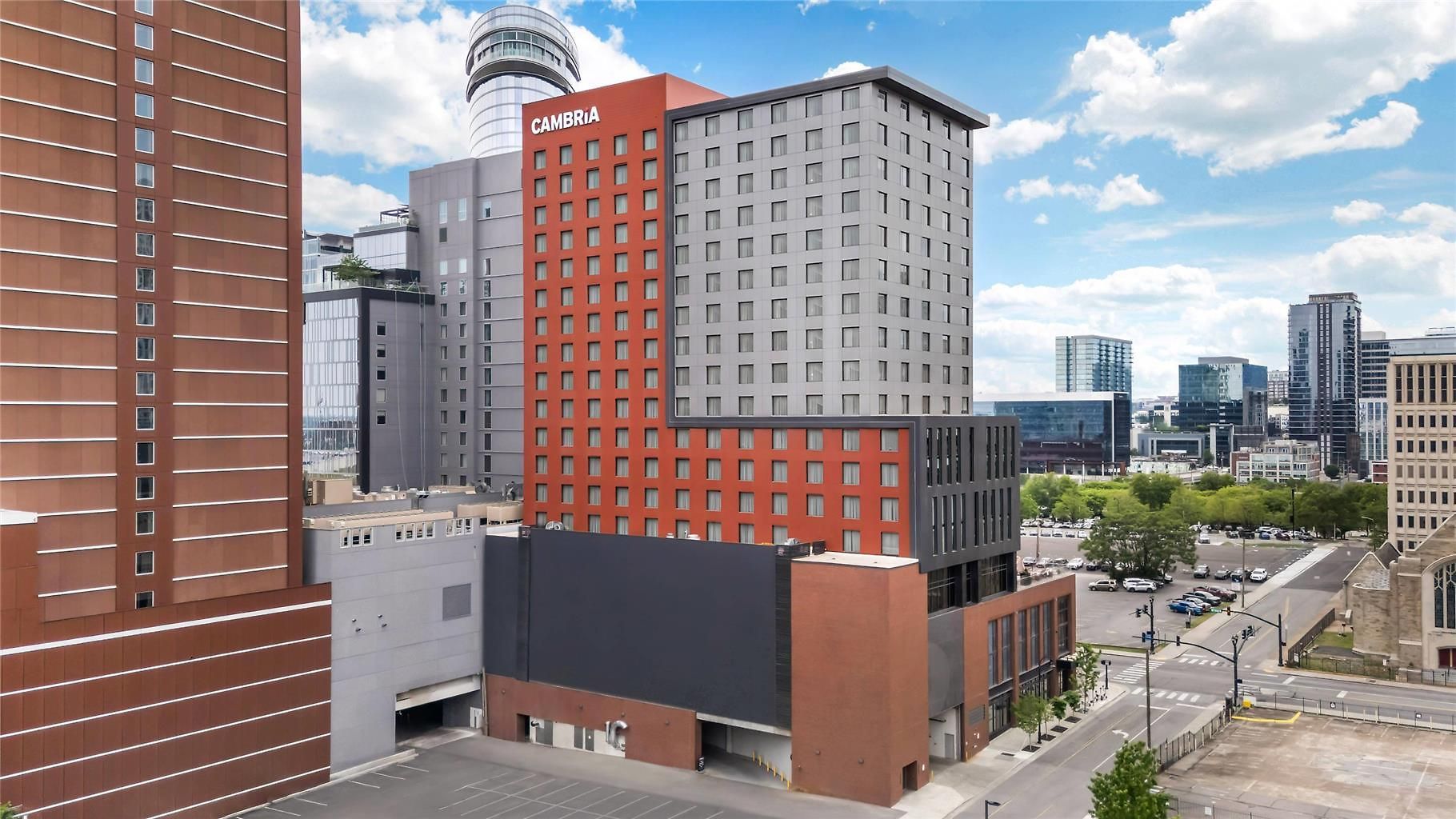 Cambria Downtown 4*