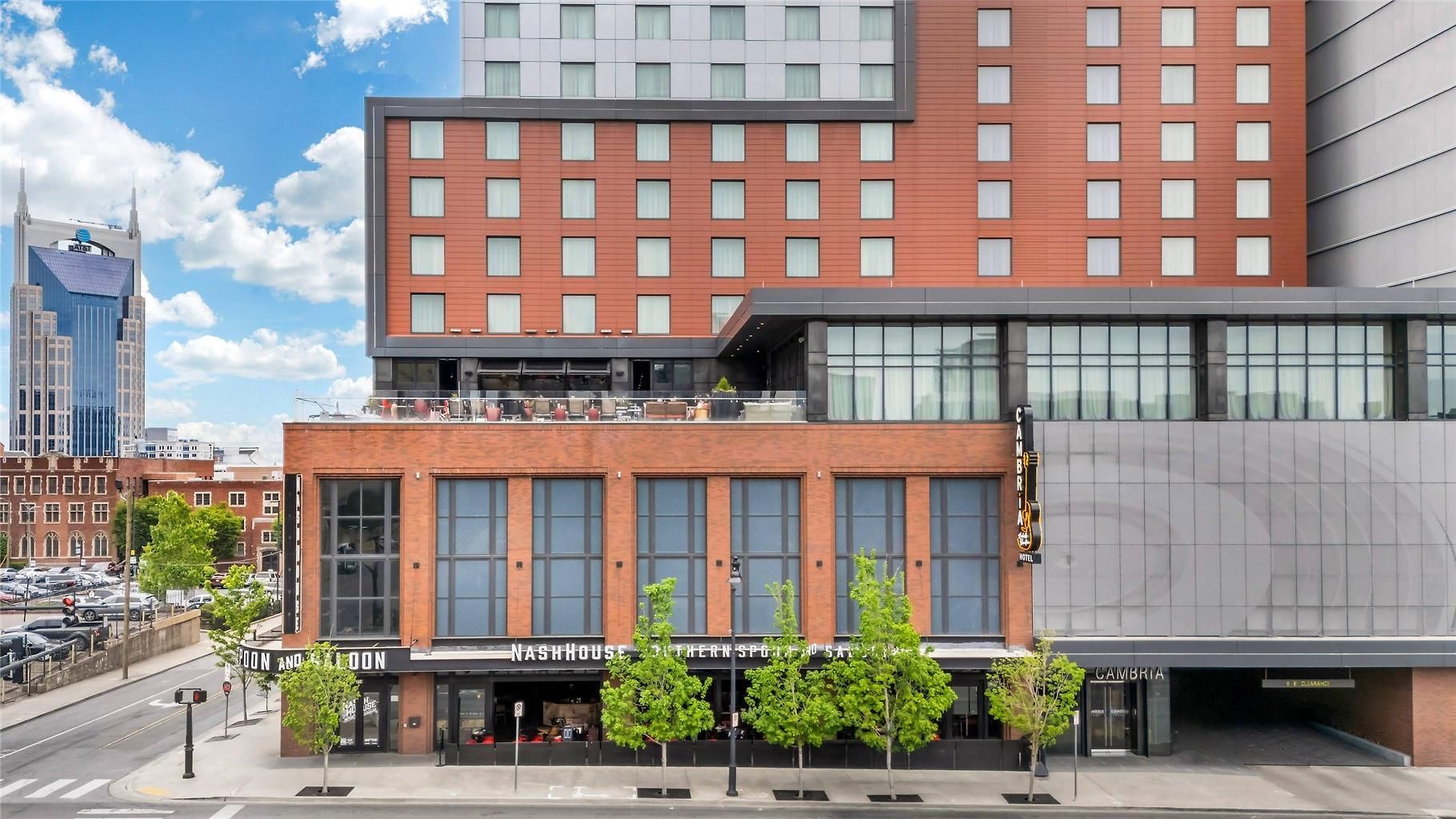 Cambria Downtown Hotel 4*