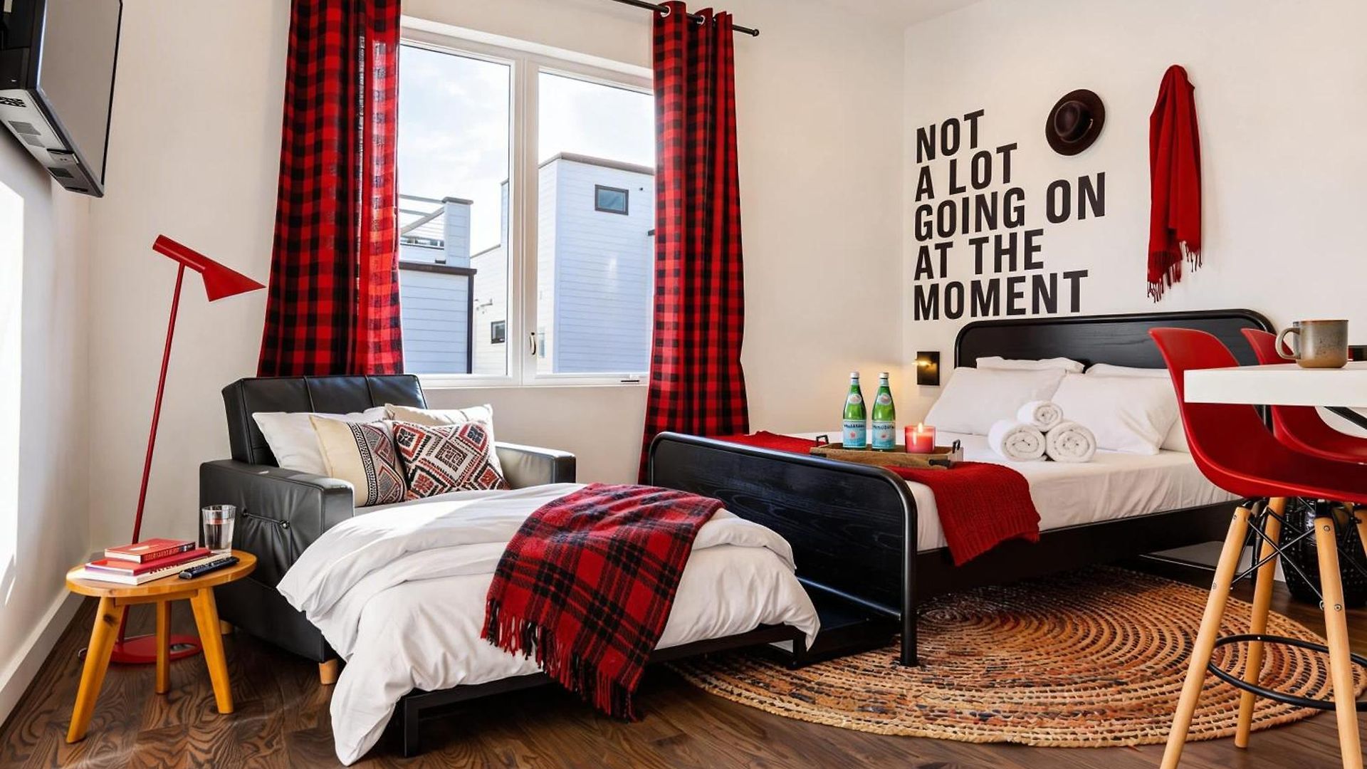 Holiday home New Nash Eras - 15 Beds - Hot Tub On Rooftop Deck *