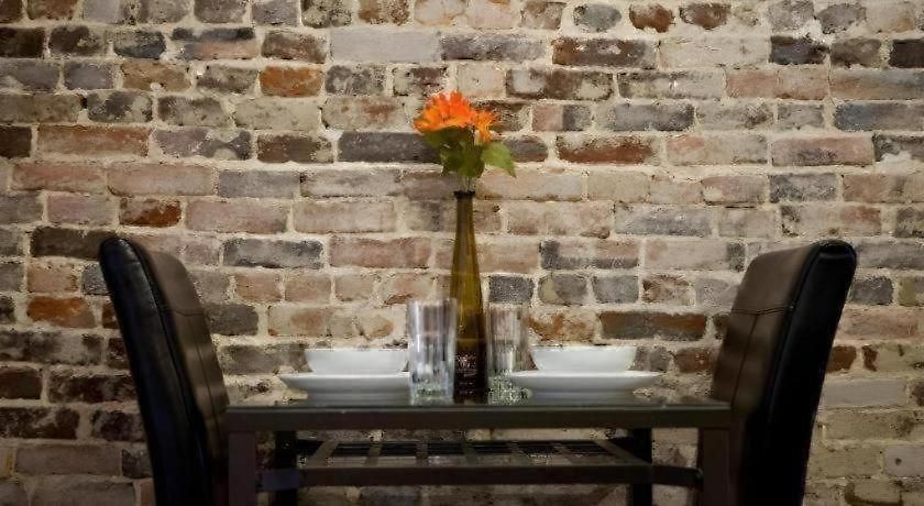 Downtown - Adults Only Hostel *