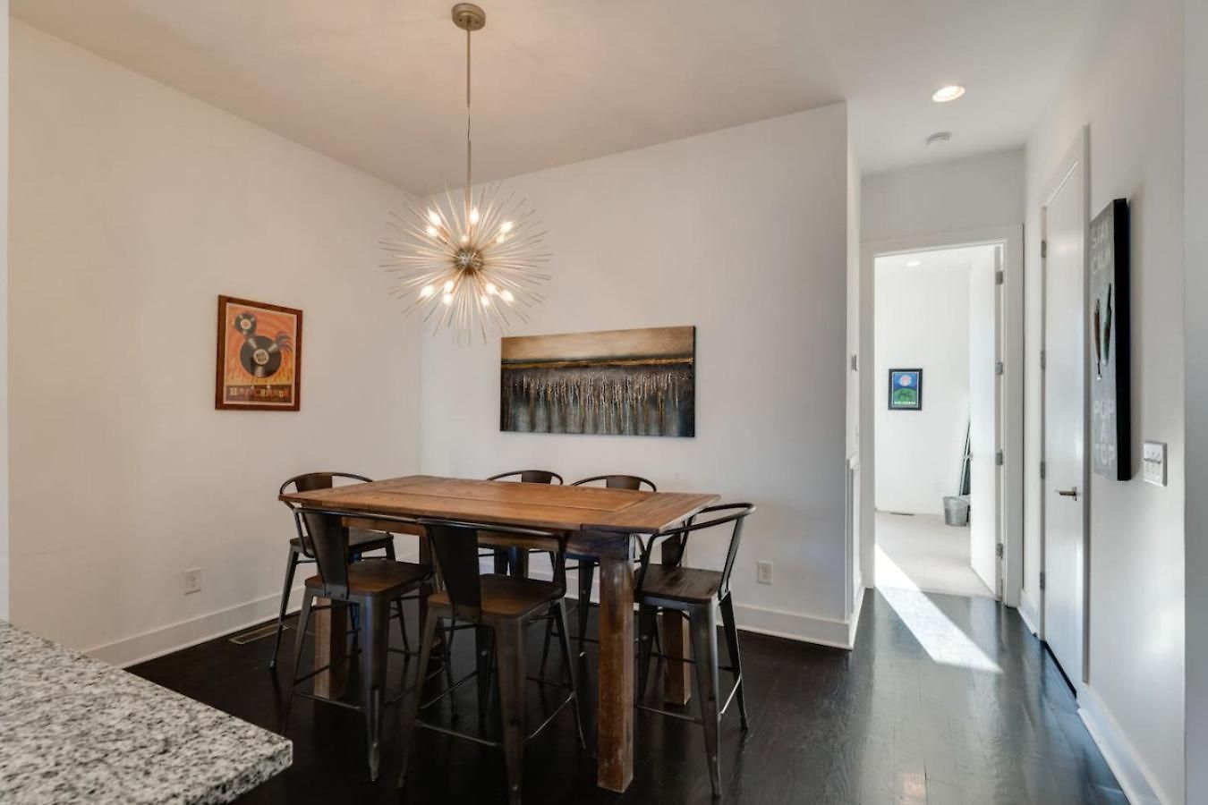 Edgehill Hq Luxury 3 Kings 2 Car Garage Nashville
