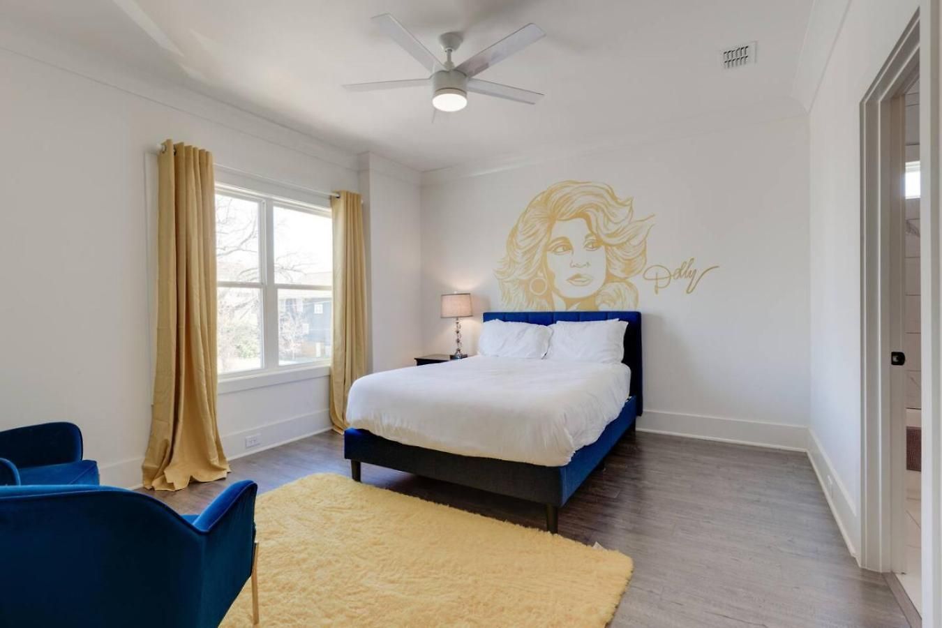 The Mural House, 11 Bed Group Hq ,near The Gulch