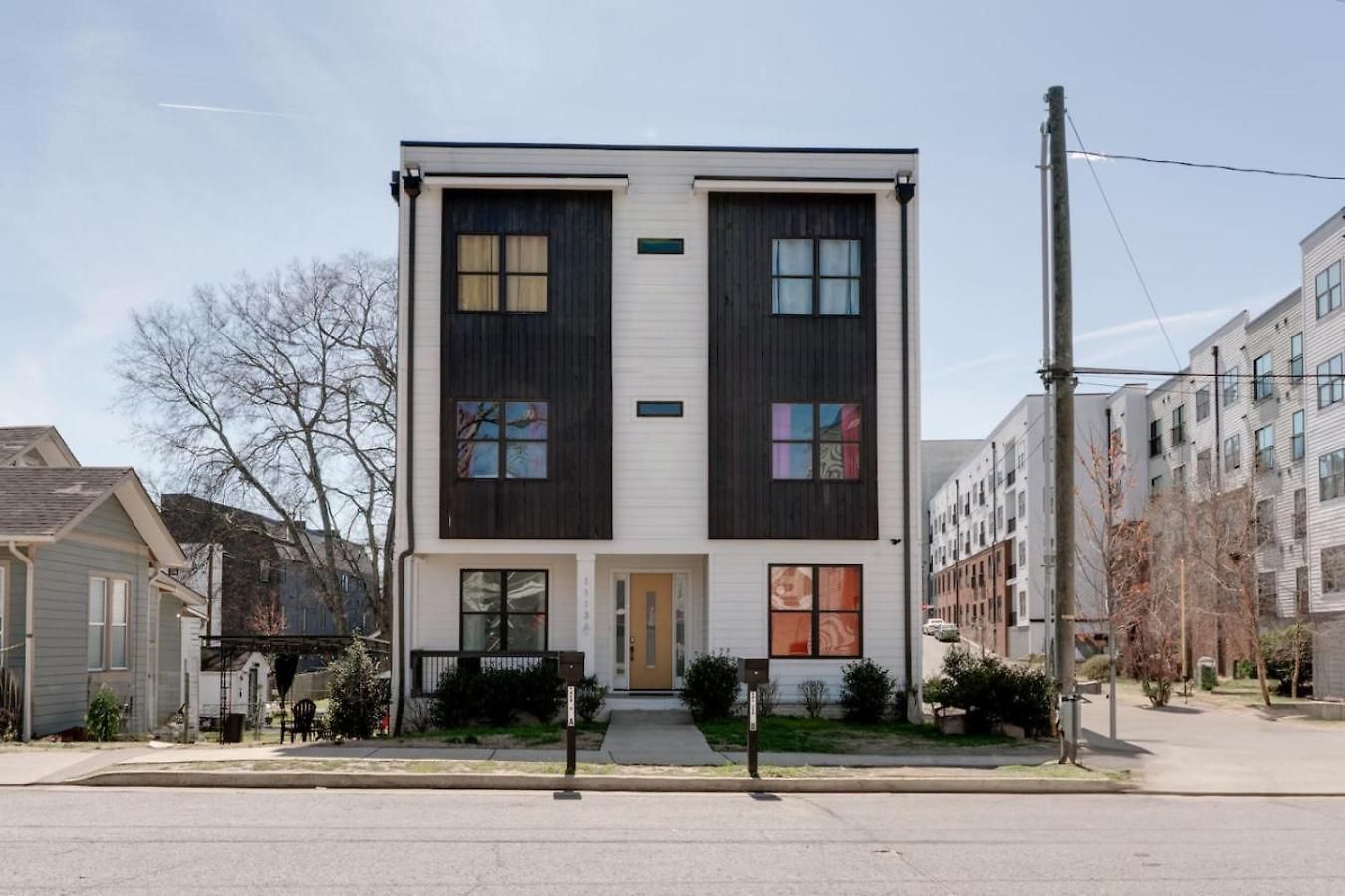 The Mural House, 11 Bed Group Hq ,near The Gulch Holiday home Nashville
