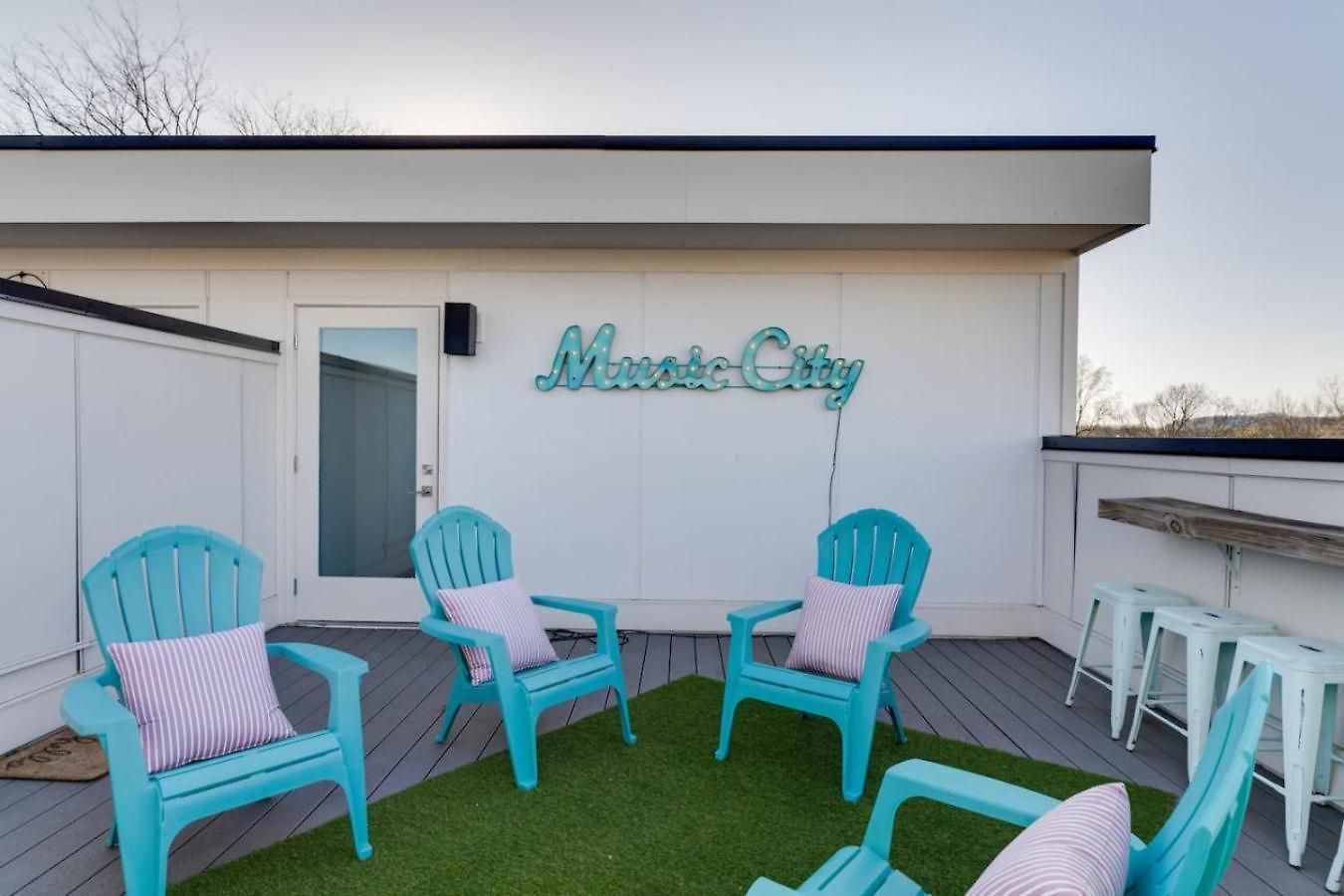 Music Valley Pad, Rooftop, 5 Min To Opry Holiday home *