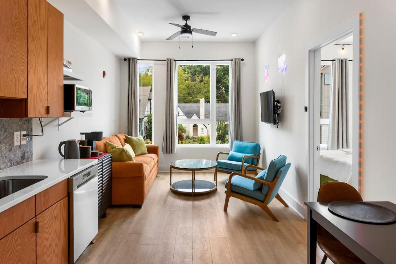 East Cozy Retreat Apartment *