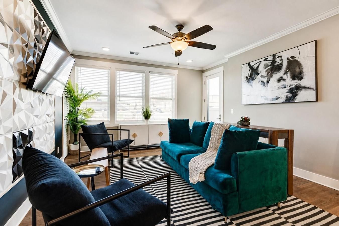 Nations Sky Retreat 2br Private Rooftop Views * Nashville