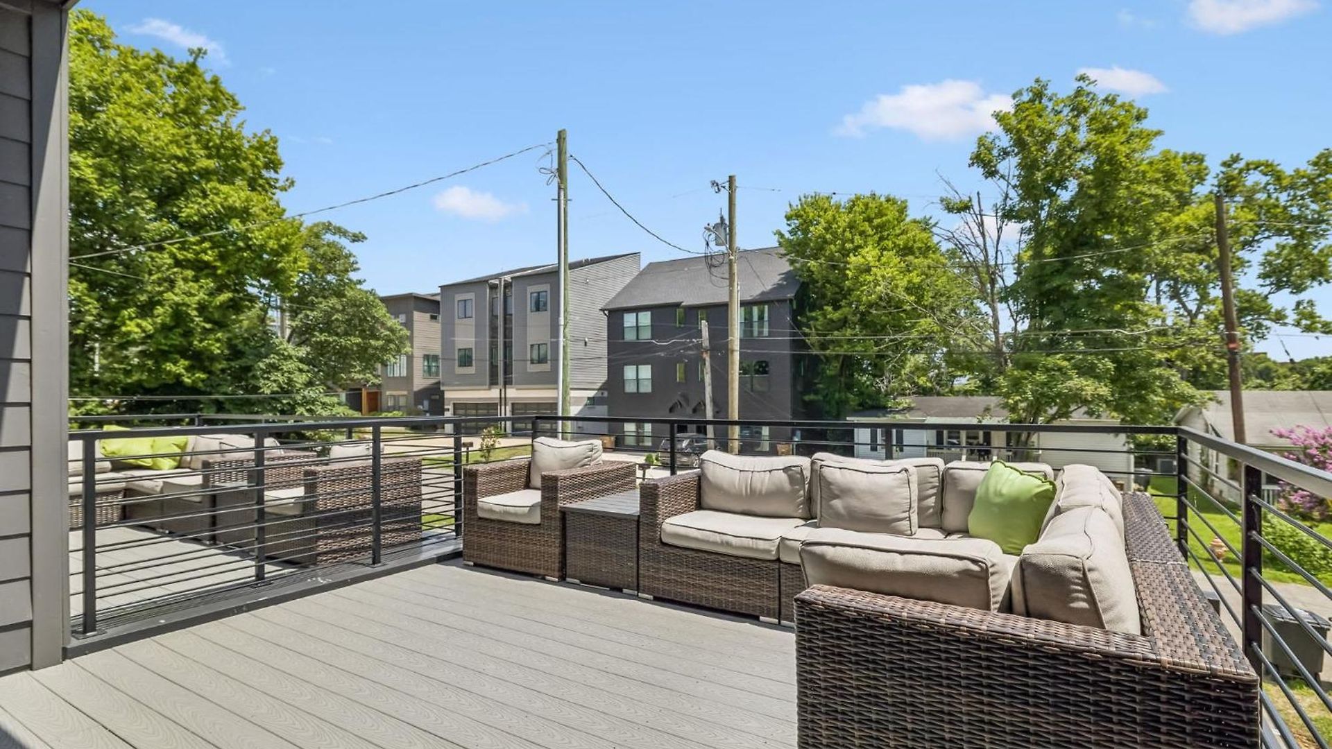 Holiday home Stylish Multi-level Retreat Rooftop & Pool Table Nashville