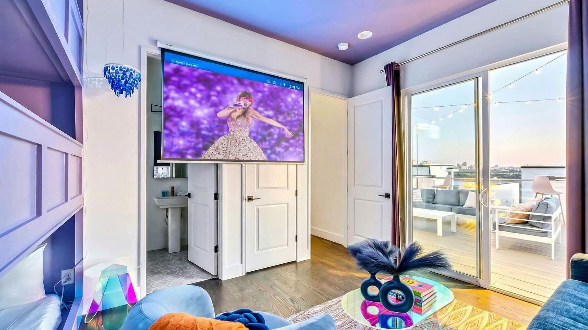 Taylor Swift Inspired Hot Tub Rooftop Deck Views Holiday home Nashville