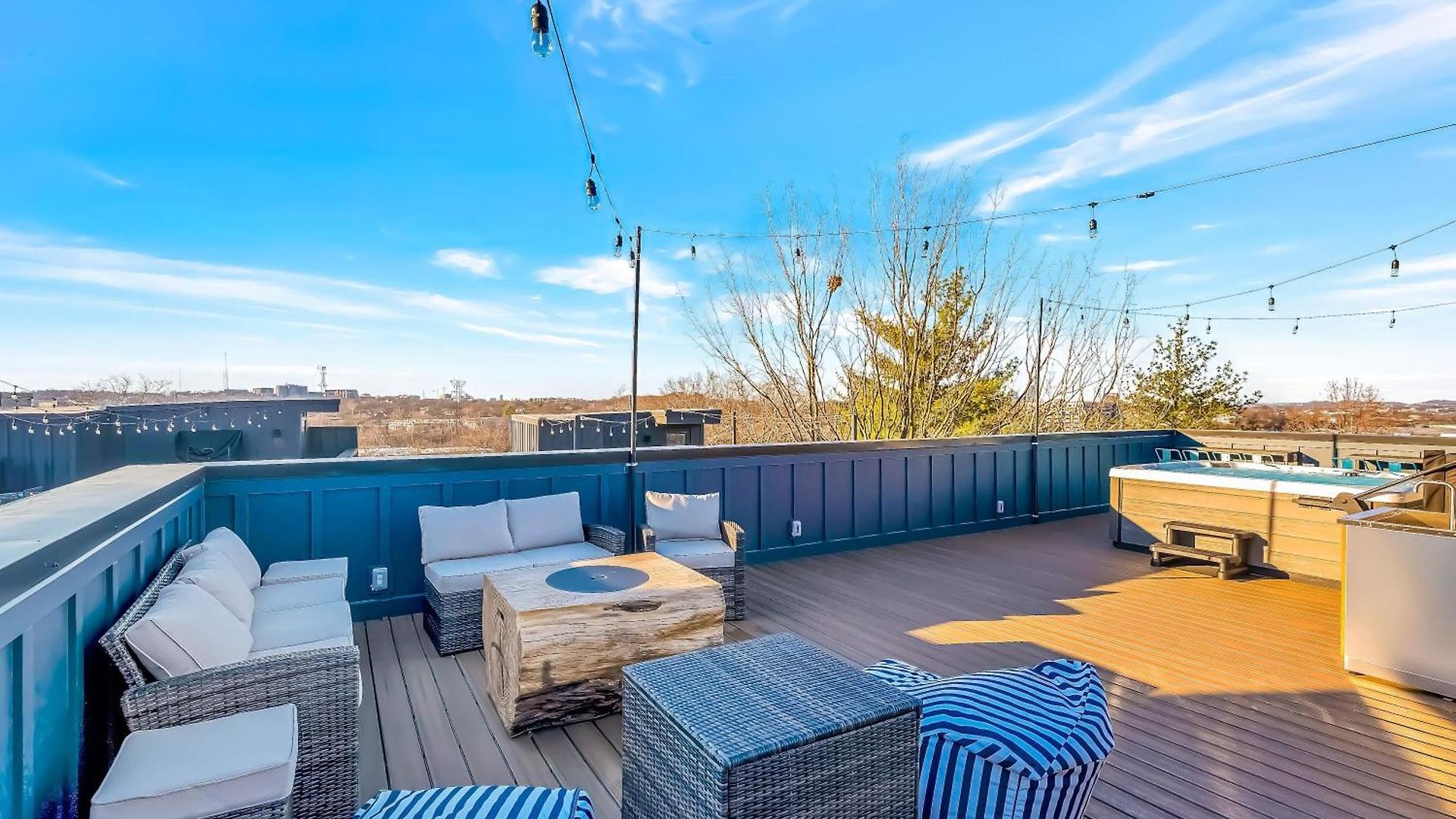 Twin Homes Rooftop Deck Hot Tub Outdoor Kitchen Nashville