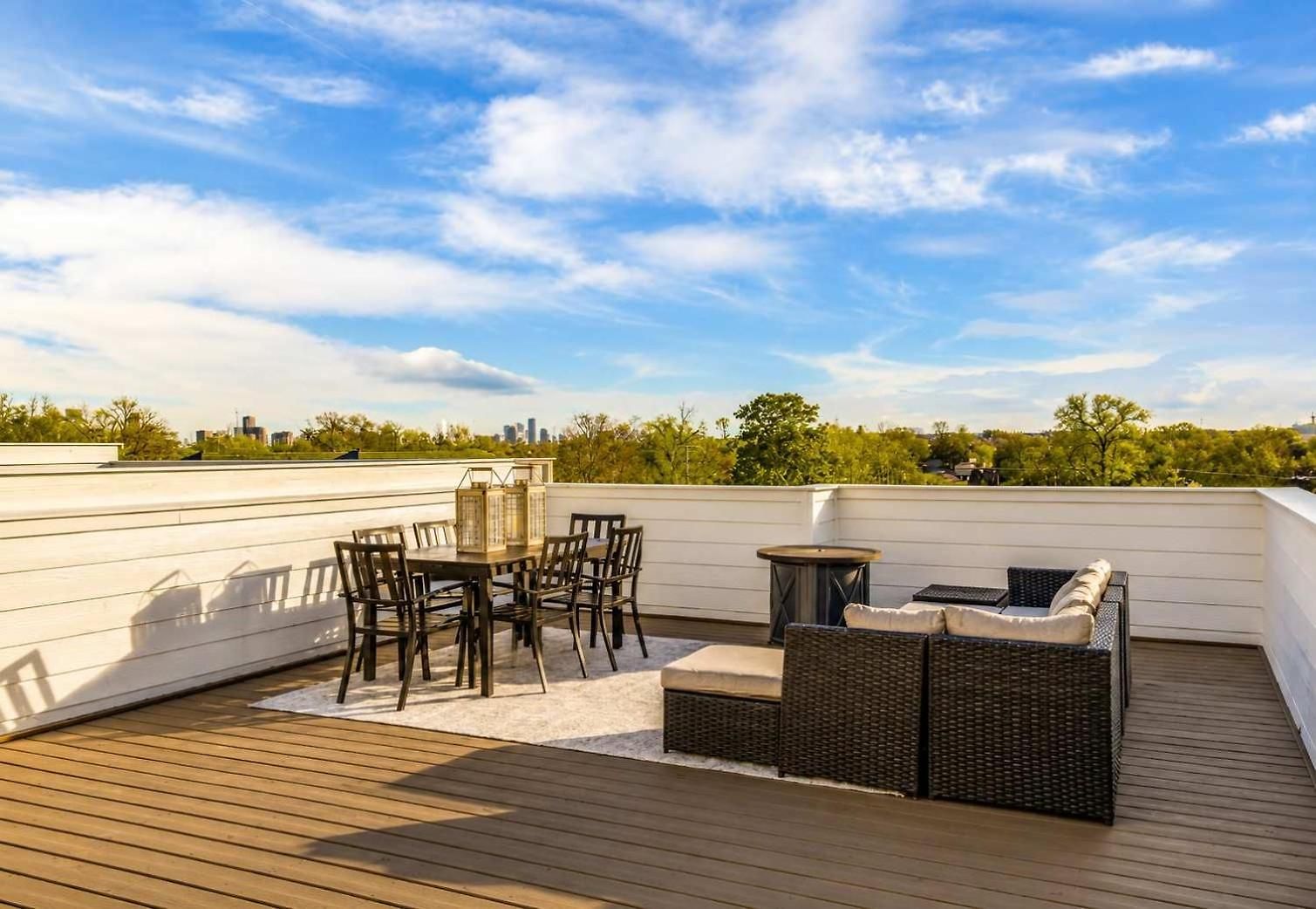 Retreat Sleeps 12 Minutes To Broadway Holiday home Nashville