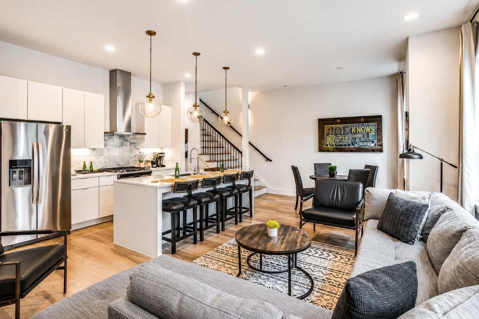 Scovel Row Retreat-rooftop Views Near Broadway *