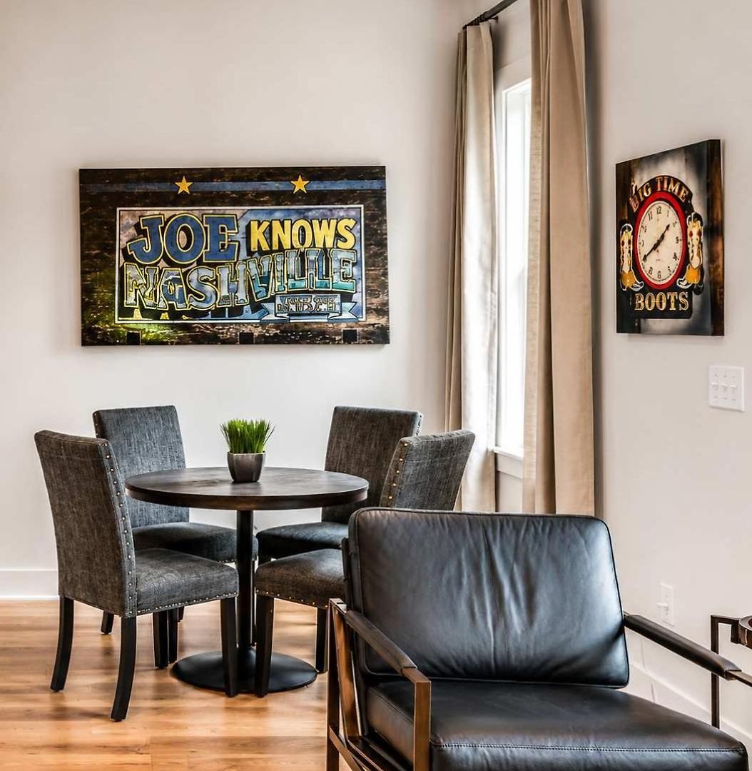 Scovel Row Retreat-rooftop Views Near Broadway *