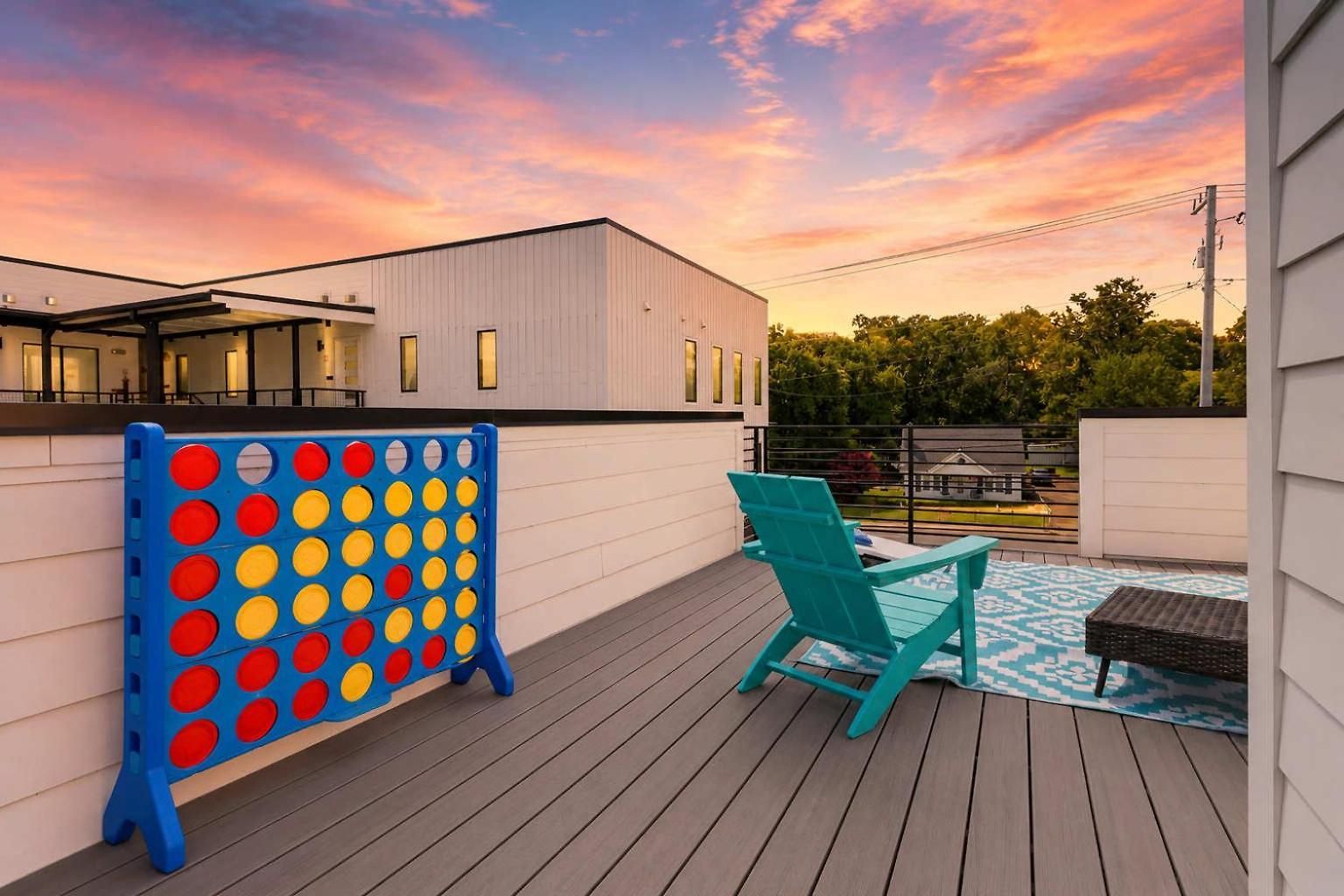 Holiday home Townhouse With Rooftop & Modern Comfort