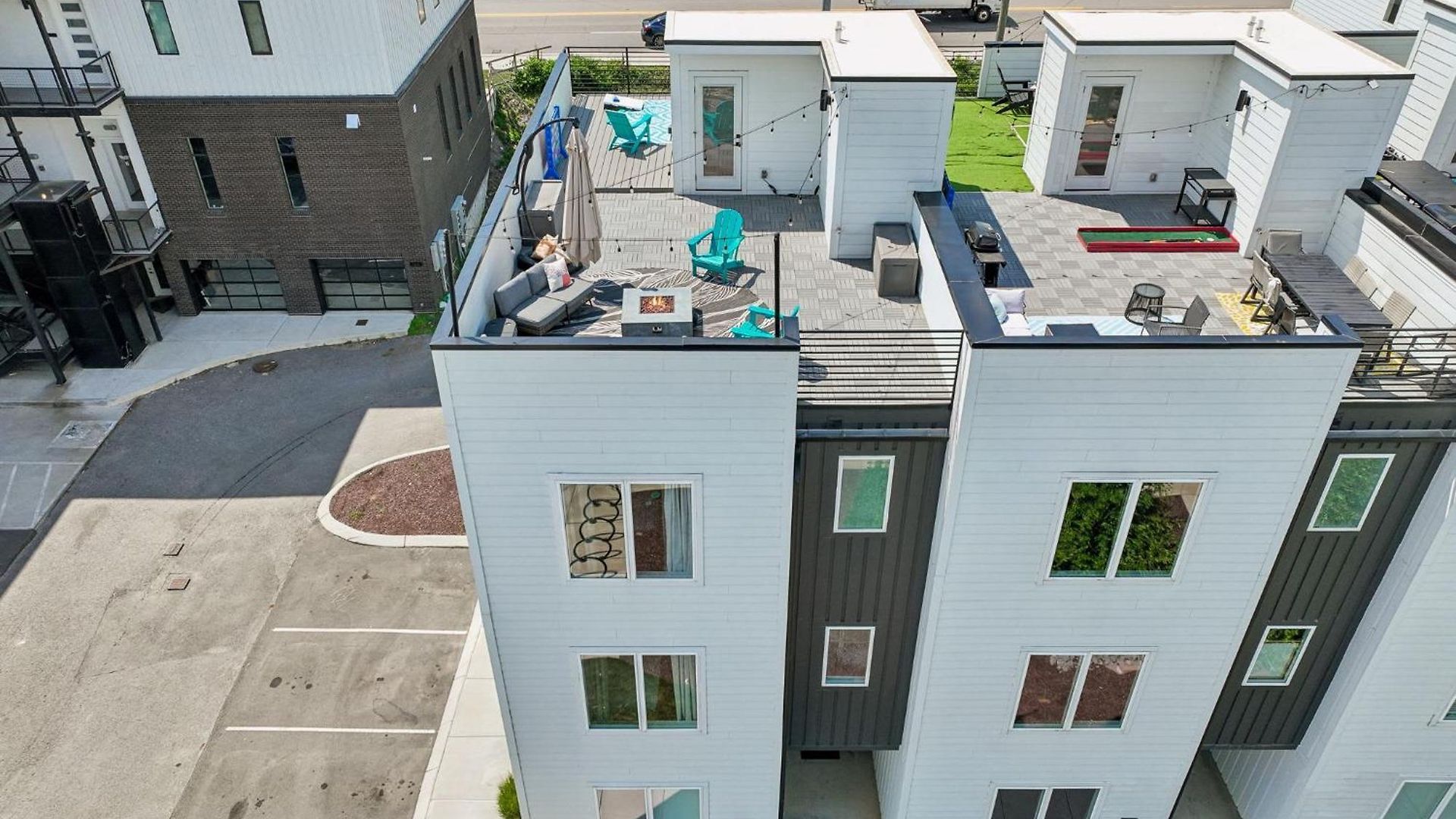Townhouse With Rooftop & Modern Comfort Holiday home Nashville