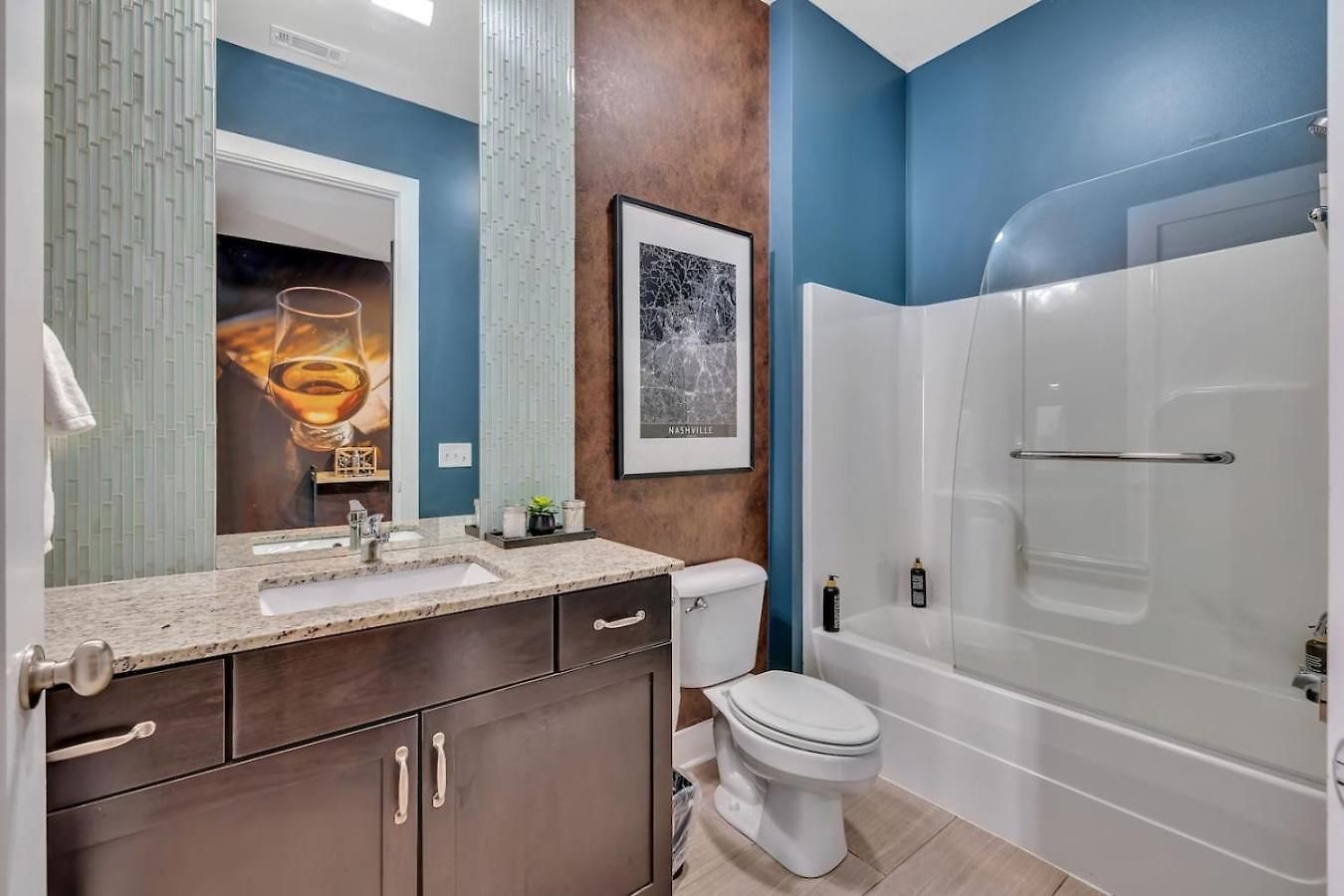 Holiday home The Barrelhouse Loft In West End Near Vandy And Centennial Nashville