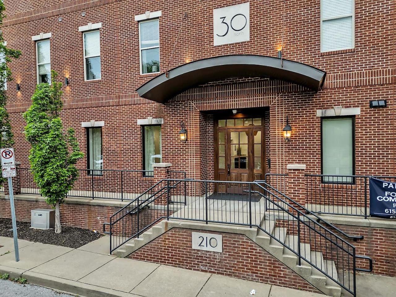 The Barrelhouse Loft In West End Near Vandy And Centennial *